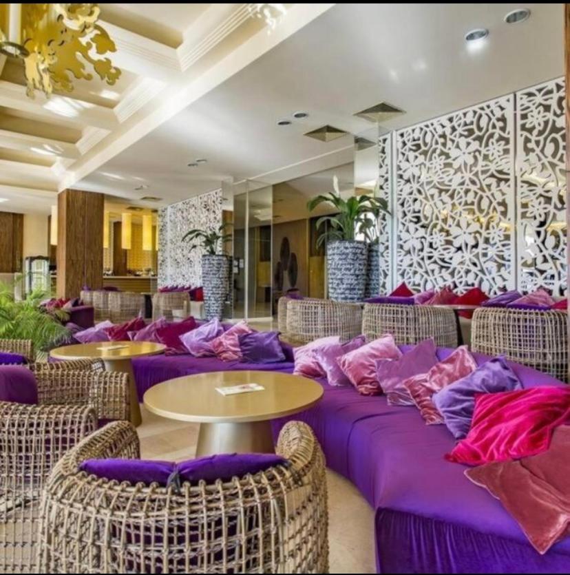 Reina Apart Barcelo Beach
