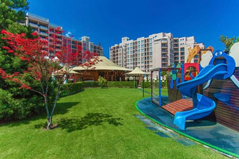 Reina Apart Barcelo Beach