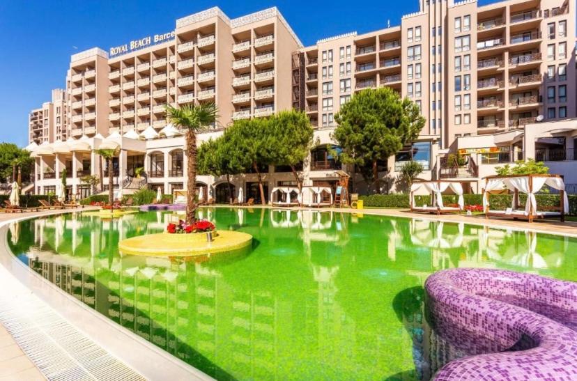Reina Apart Barcelo Beach