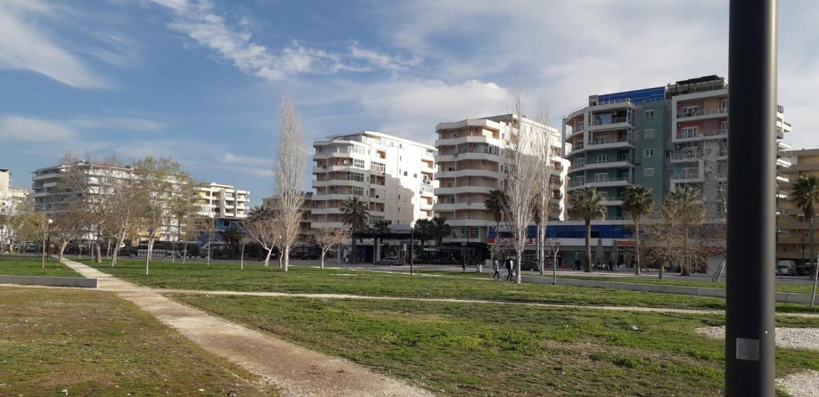 Garzoniere Grisi, Lungomare