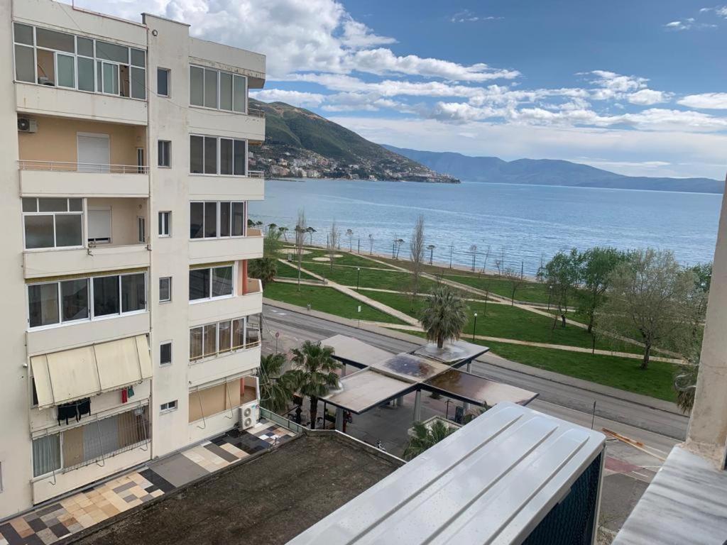 Garzoniere Grisi, Lungomare