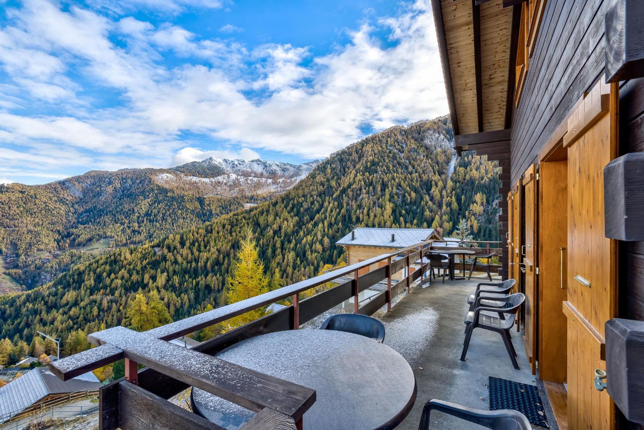 Chalet Claire de Soleil view 2