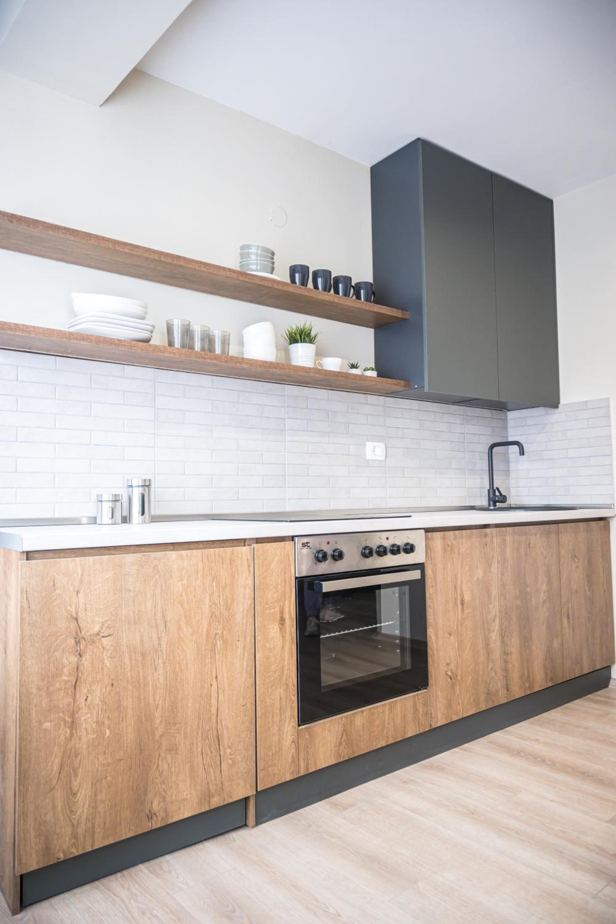 BEST APARTMENTS
