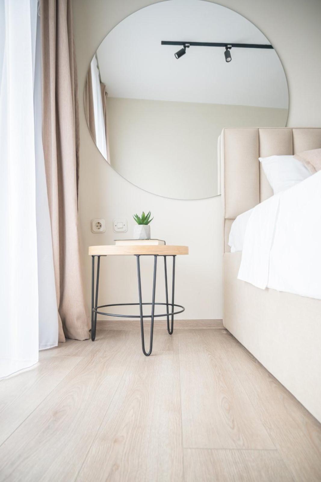 BEST APARTMENTS