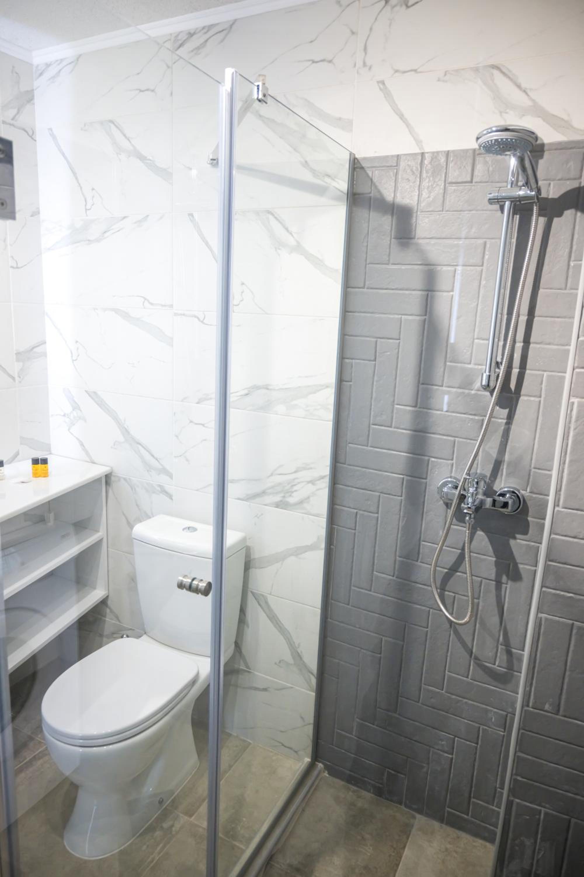 BEST APARTMENTS