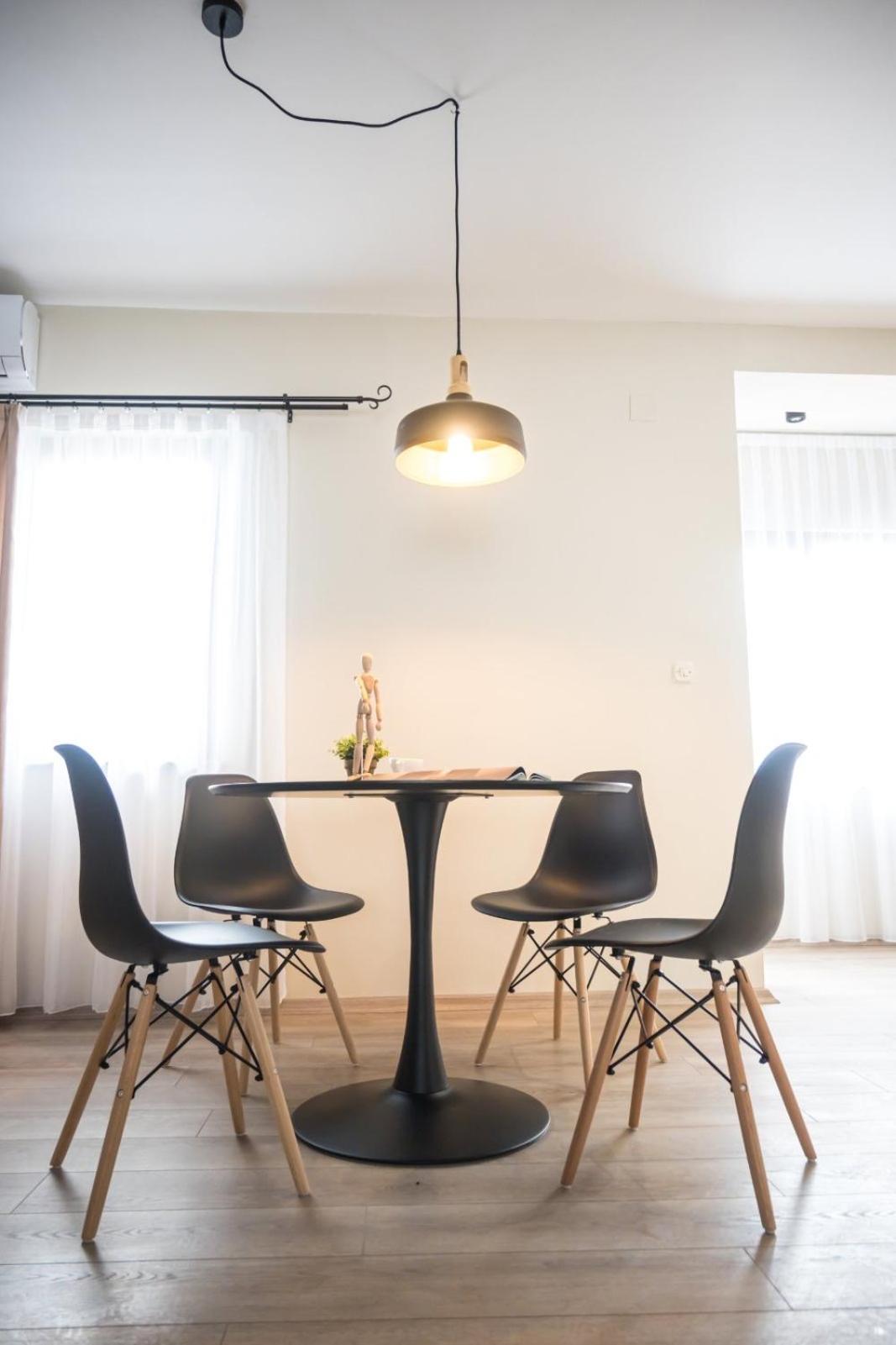BEST APARTMENTS