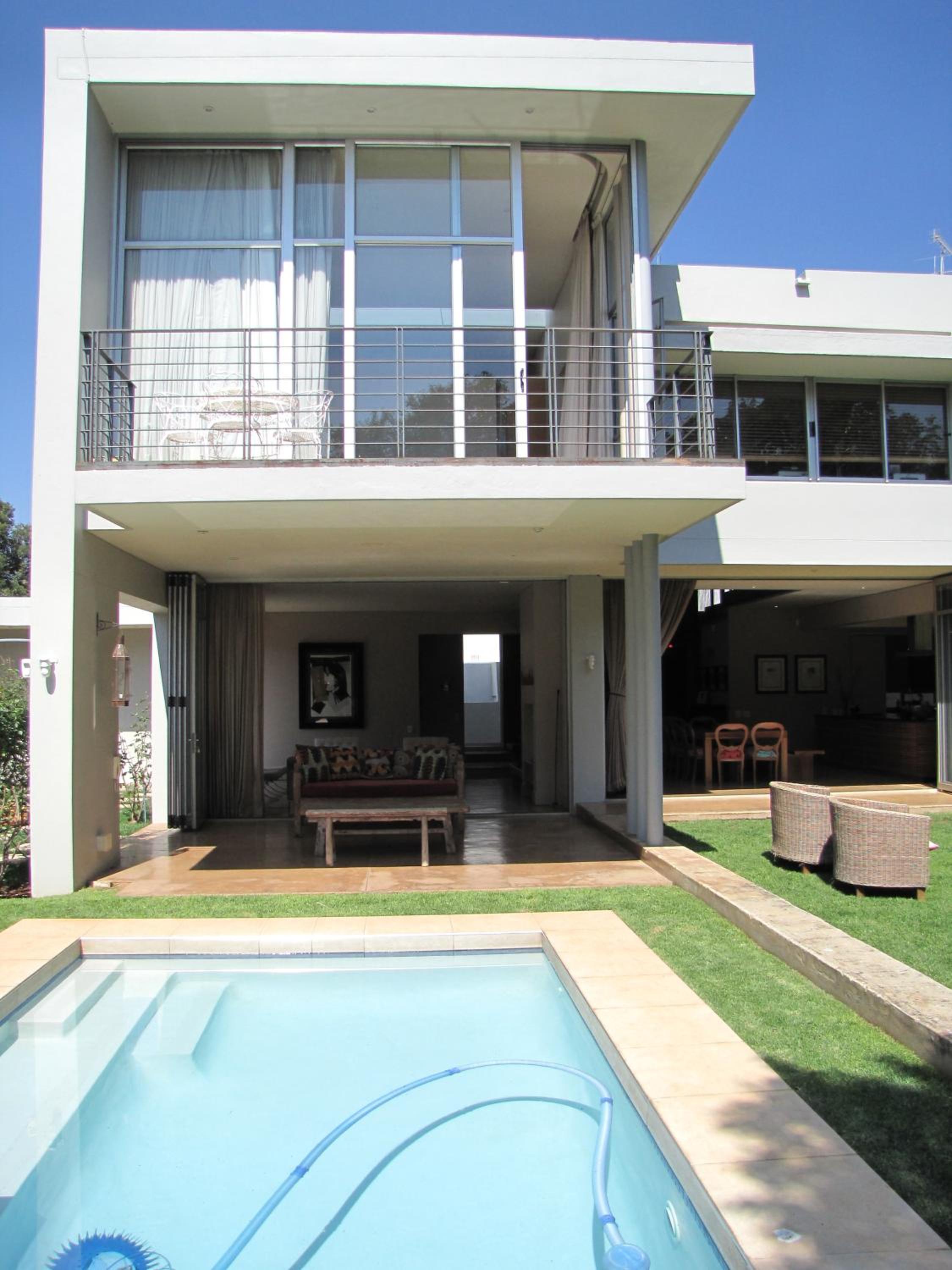 Houghton Place - Image 2