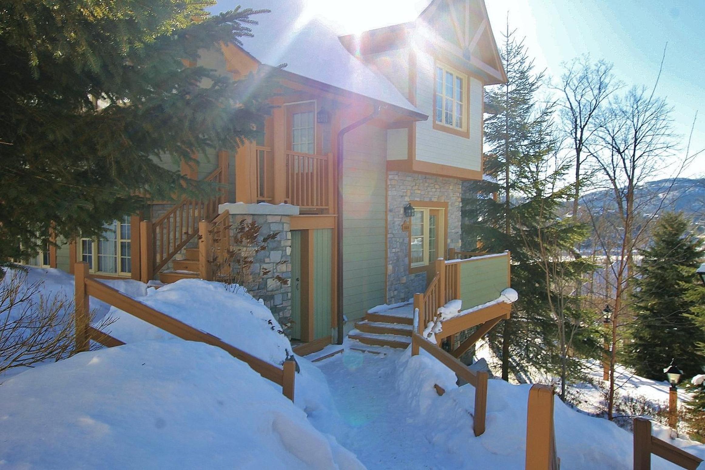 Les Falaises by Rendez-Vous Mont-Tremblant - Image 5