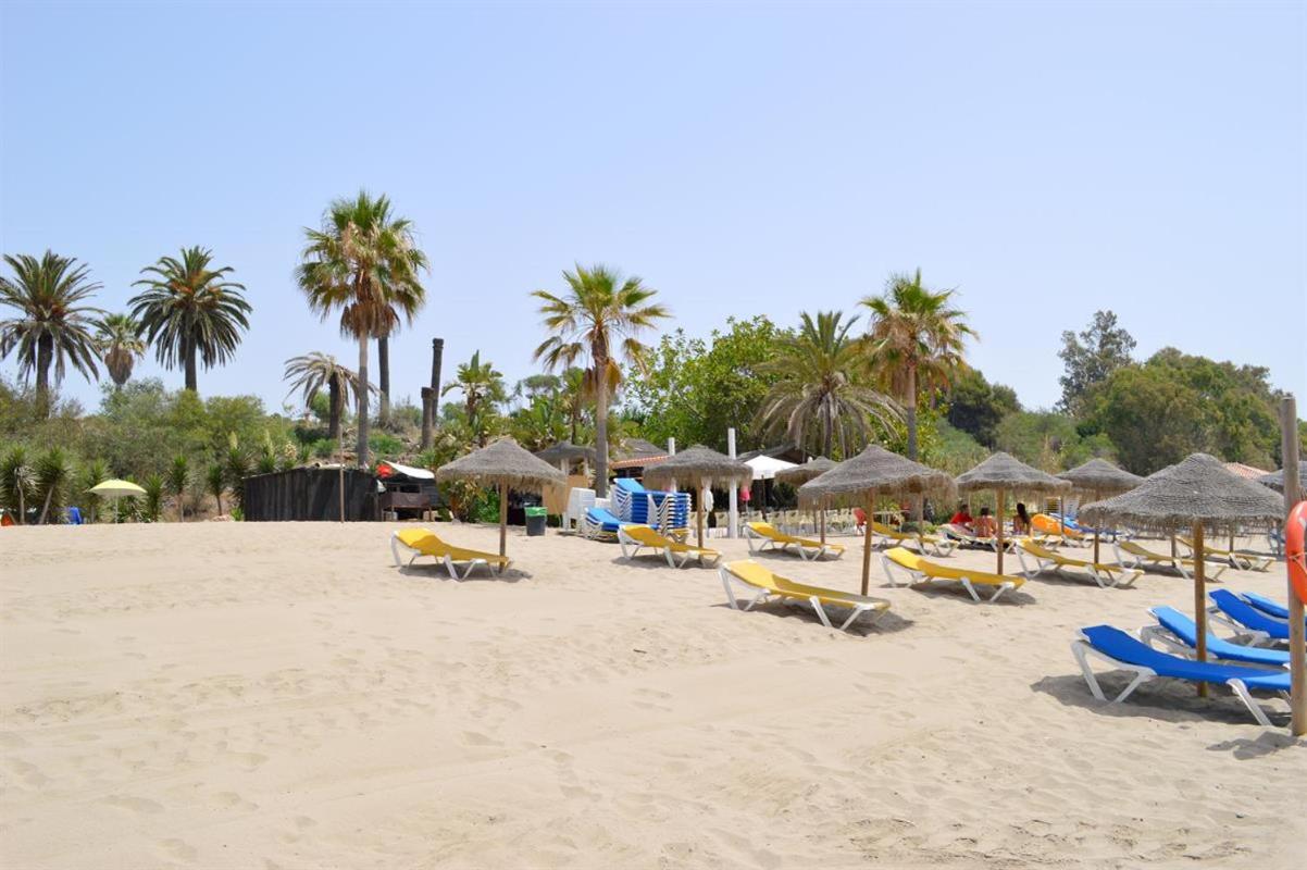 Amazing Beachfront Villa heated pool Marbella