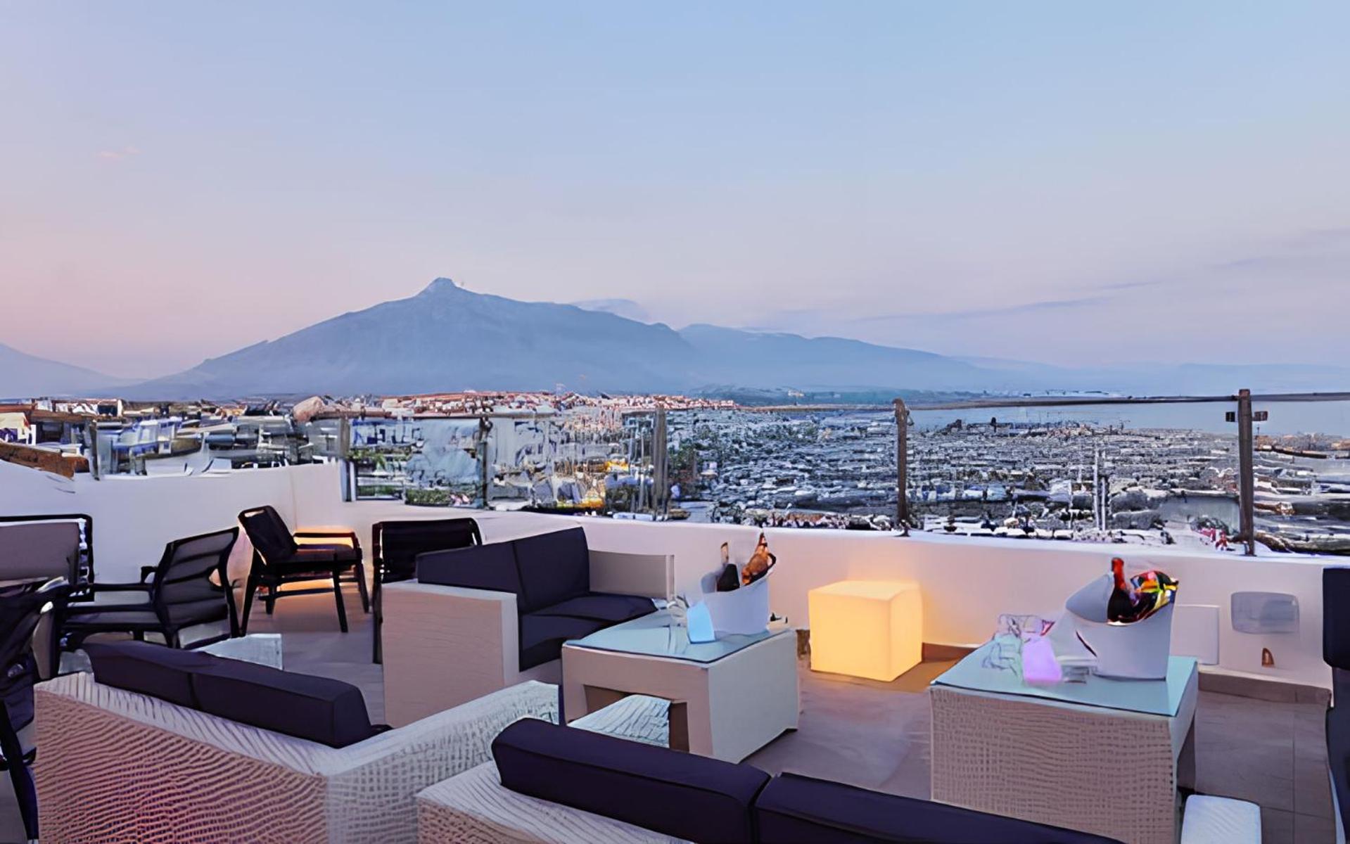 Amazing Beachfront Villa heated pool Marbella