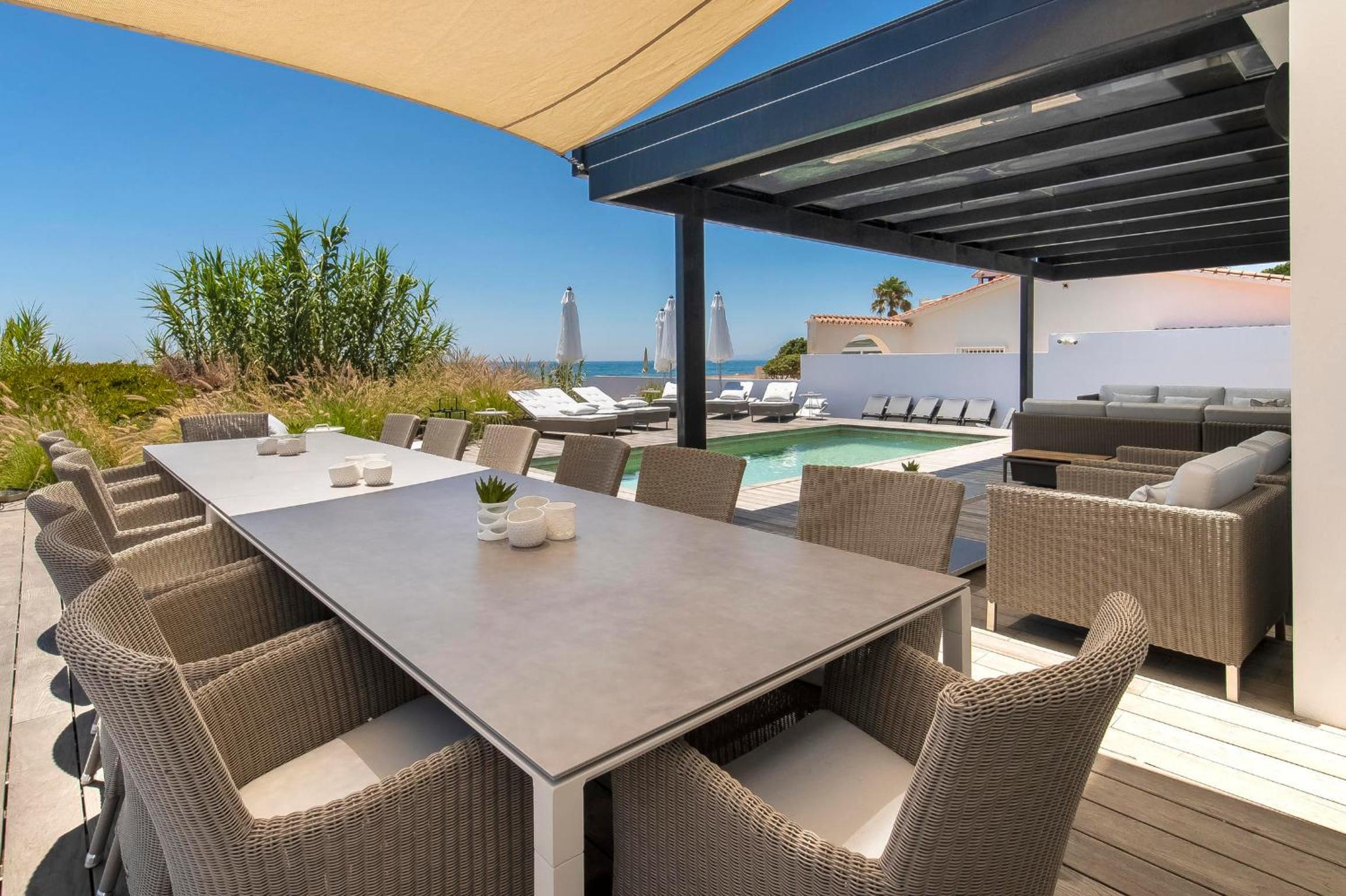 Villa Frontline Beach Costabella - Marbella