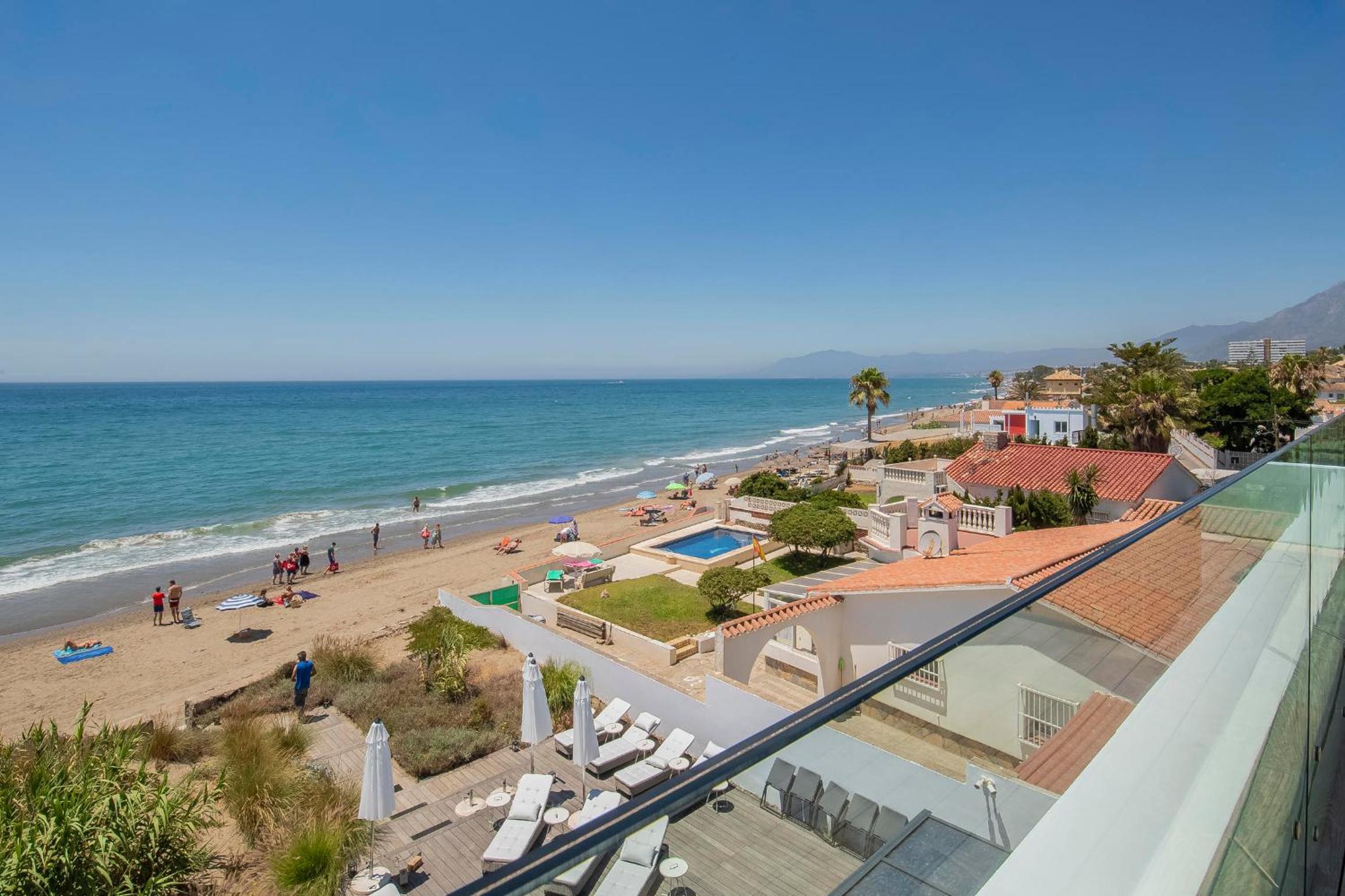 Villa Frontline Beach Costabella - Marbella