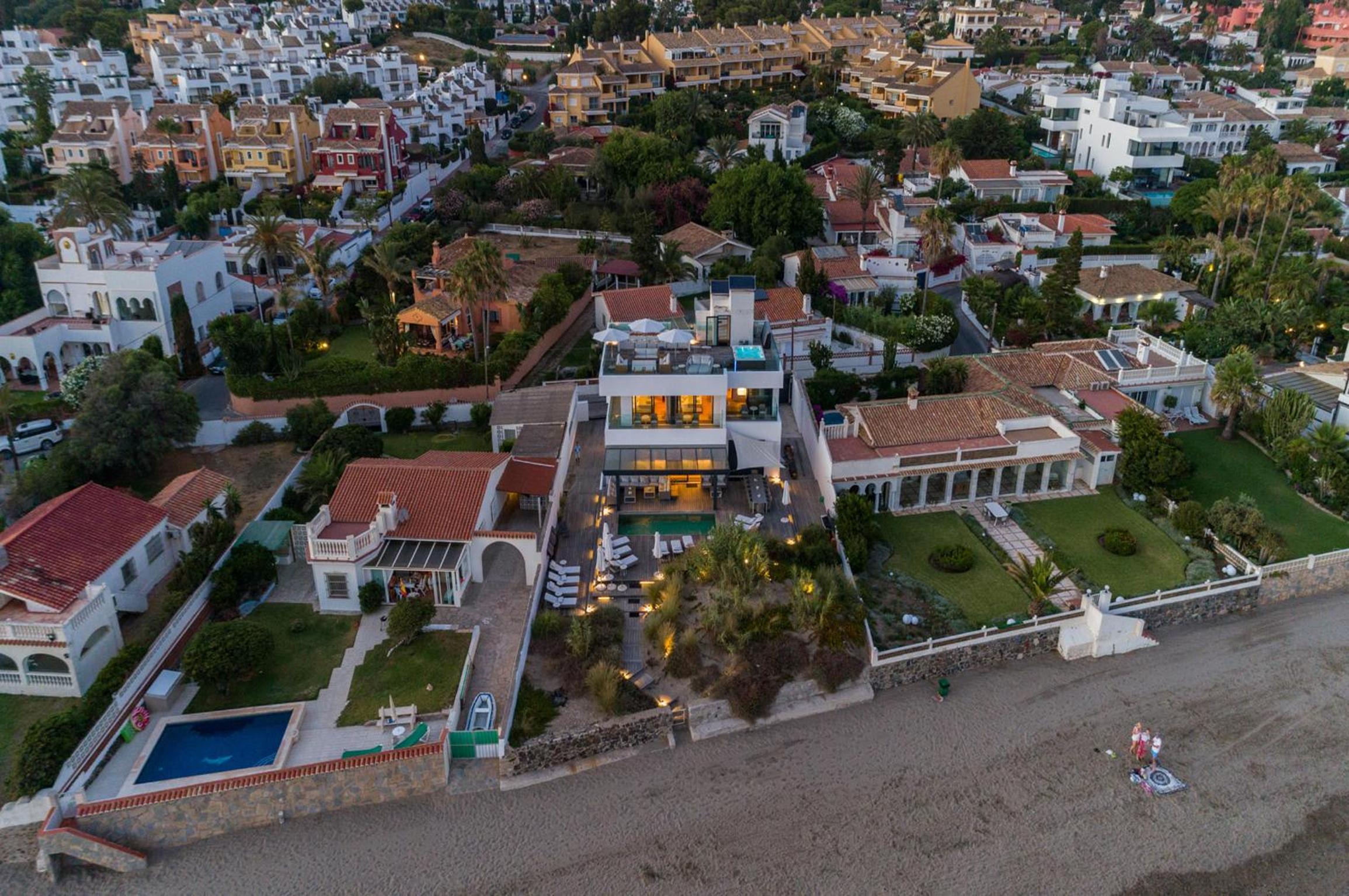 Villa Frontline Beach Costabella - Marbella