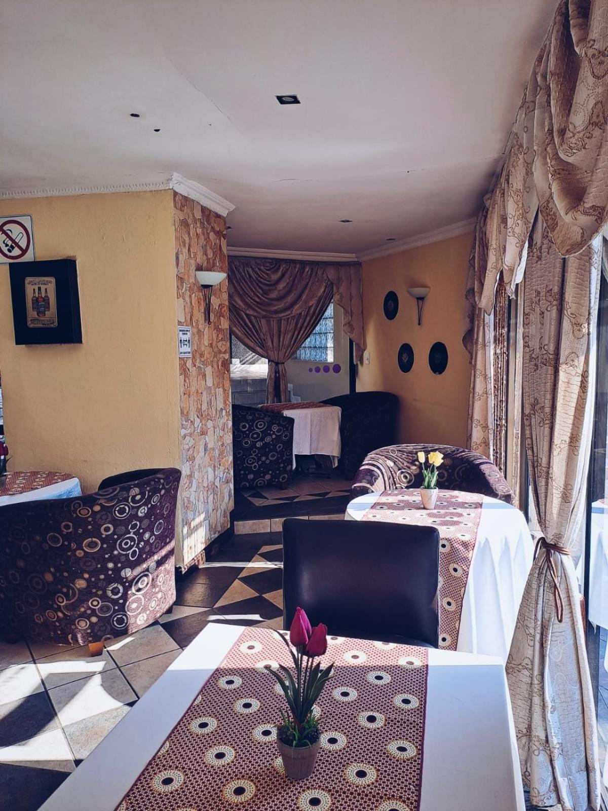 Ecotel Premier Lodge & Conference Centre