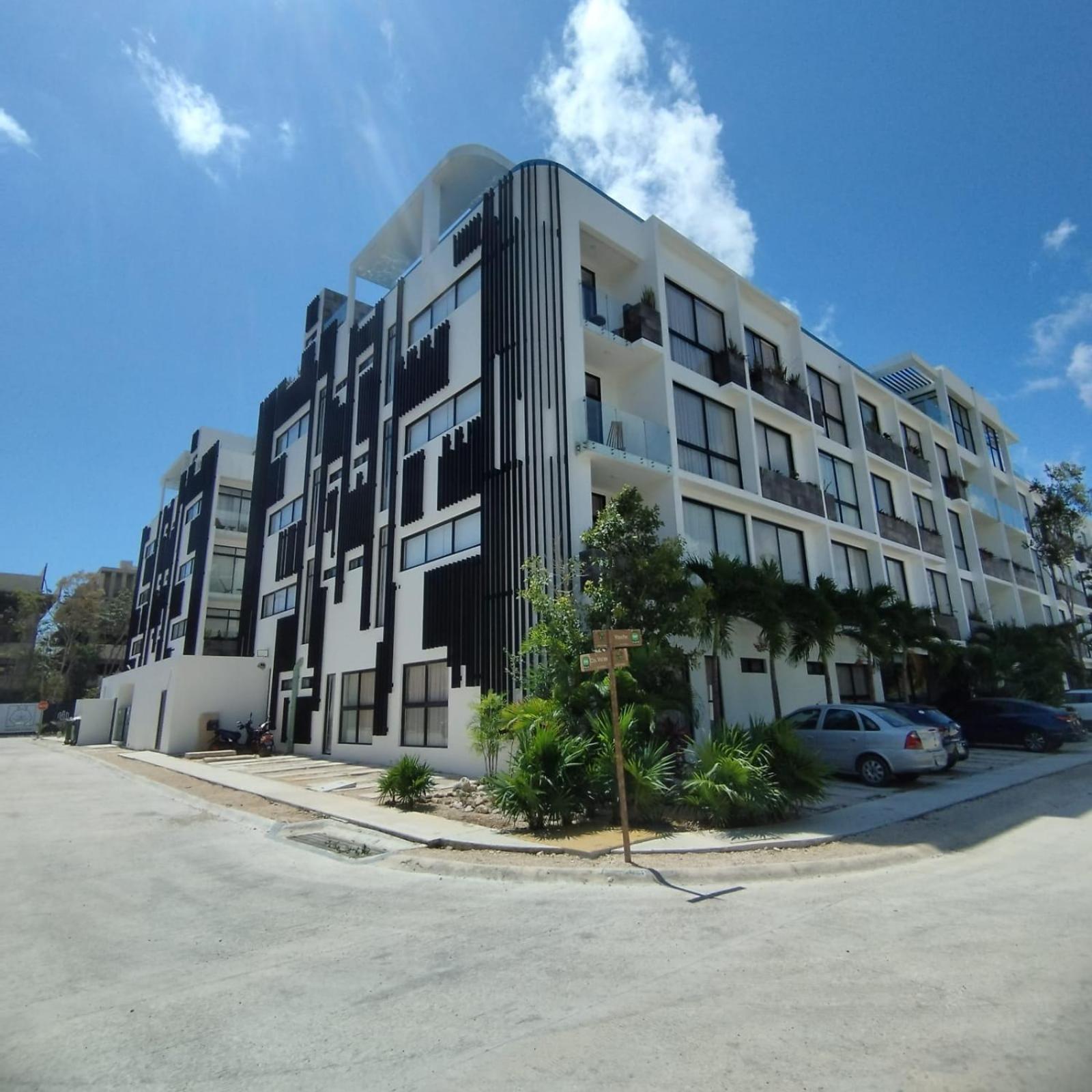 Hotel Nuevo Estudio con terraza totalmente equipado Tulum Aldea Zama - Image 1