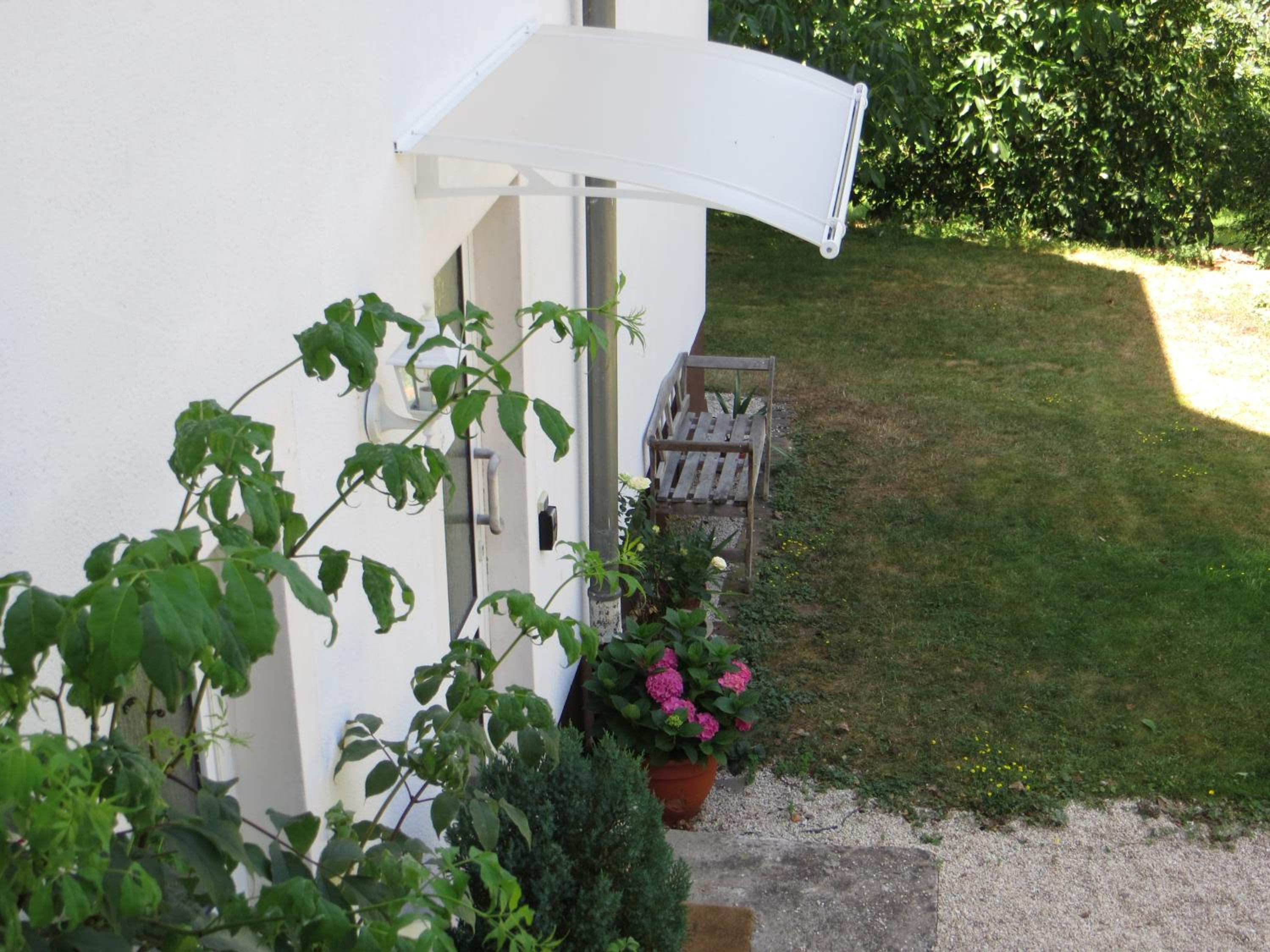 Zur Gartenlaube view 2