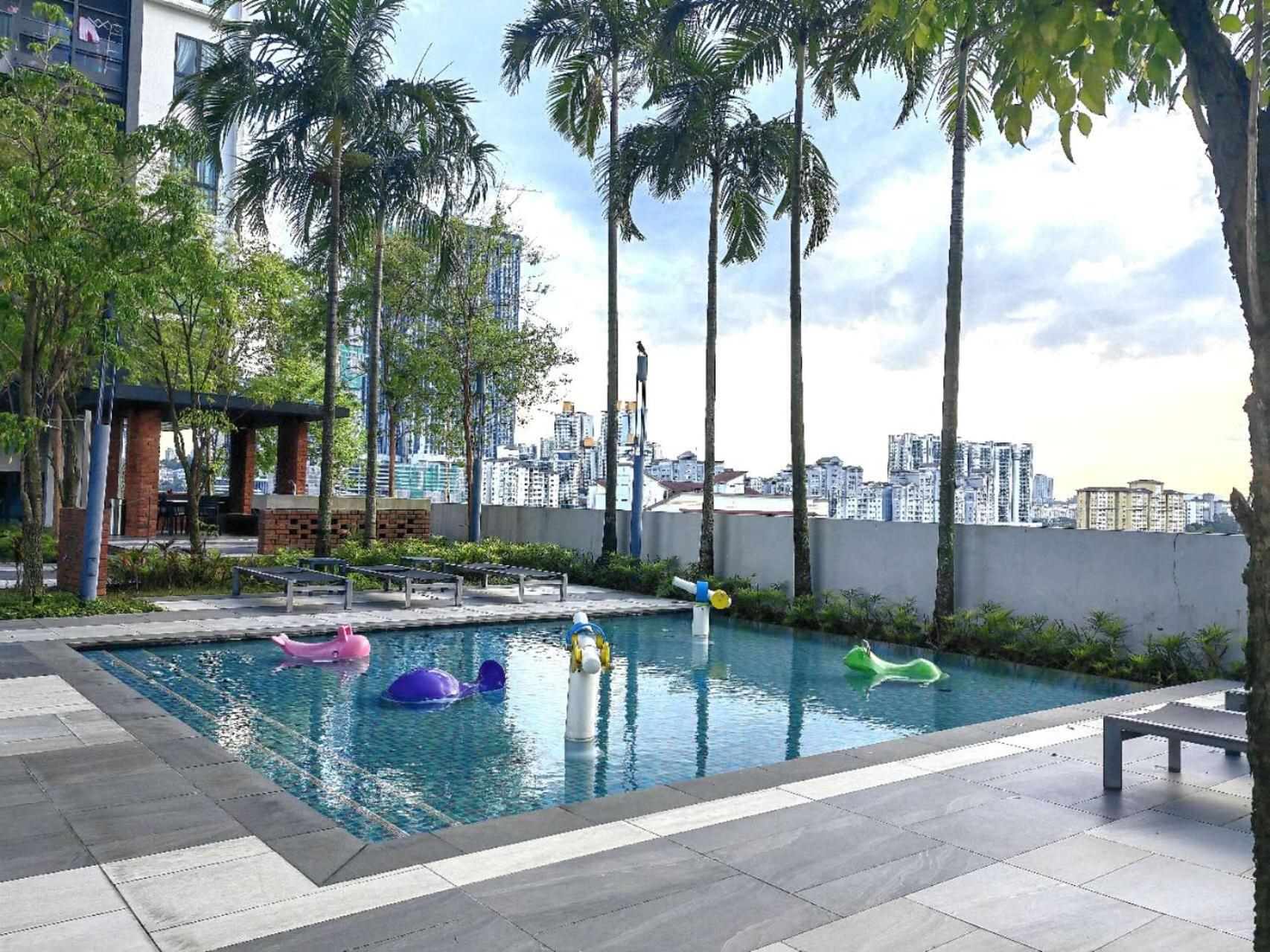 Citizen Premium Suite - Old Klang Road