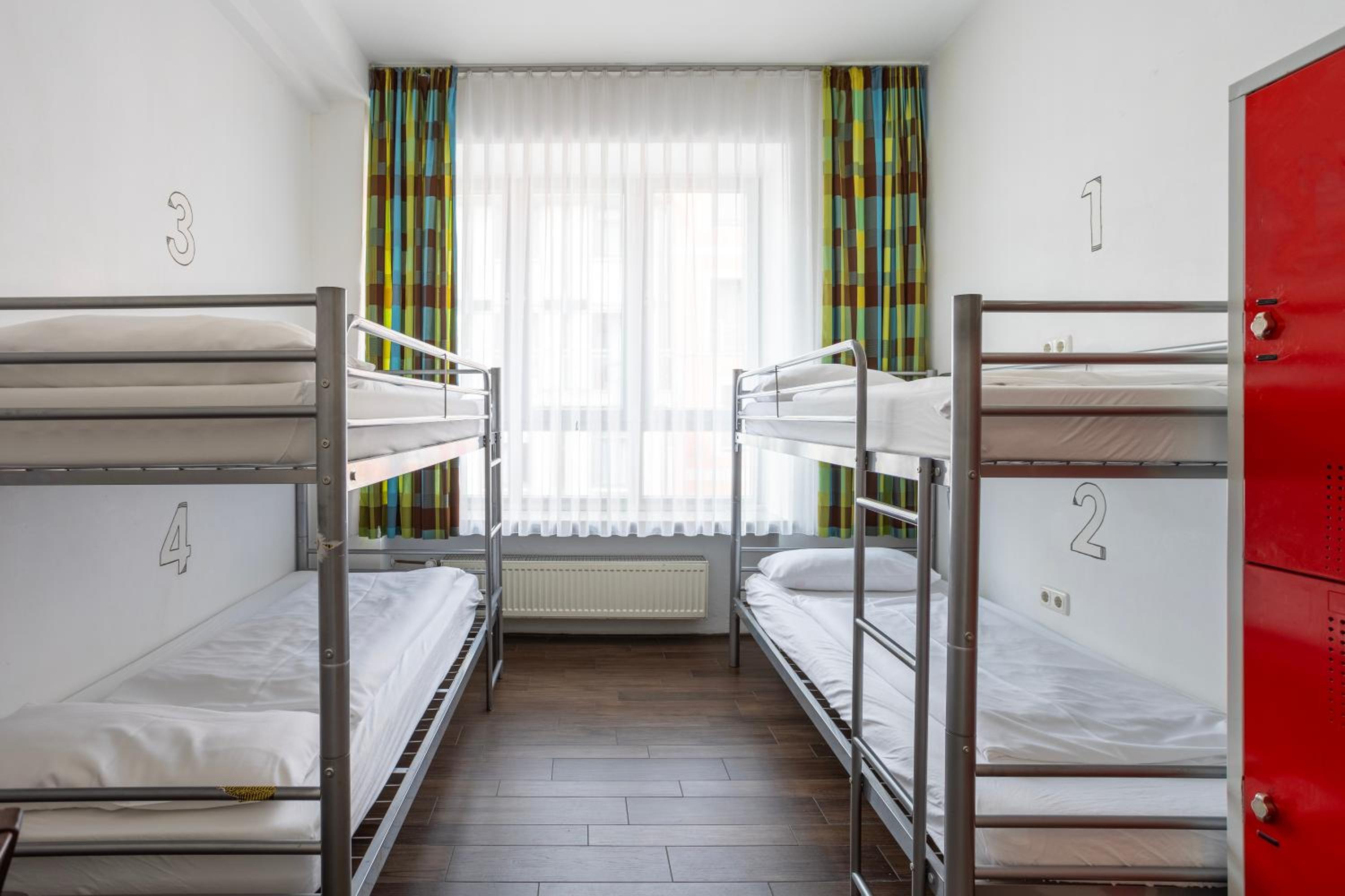 Munich Vacations - Jaeger s Munich (Hotel/Hostel) - Property Image 16