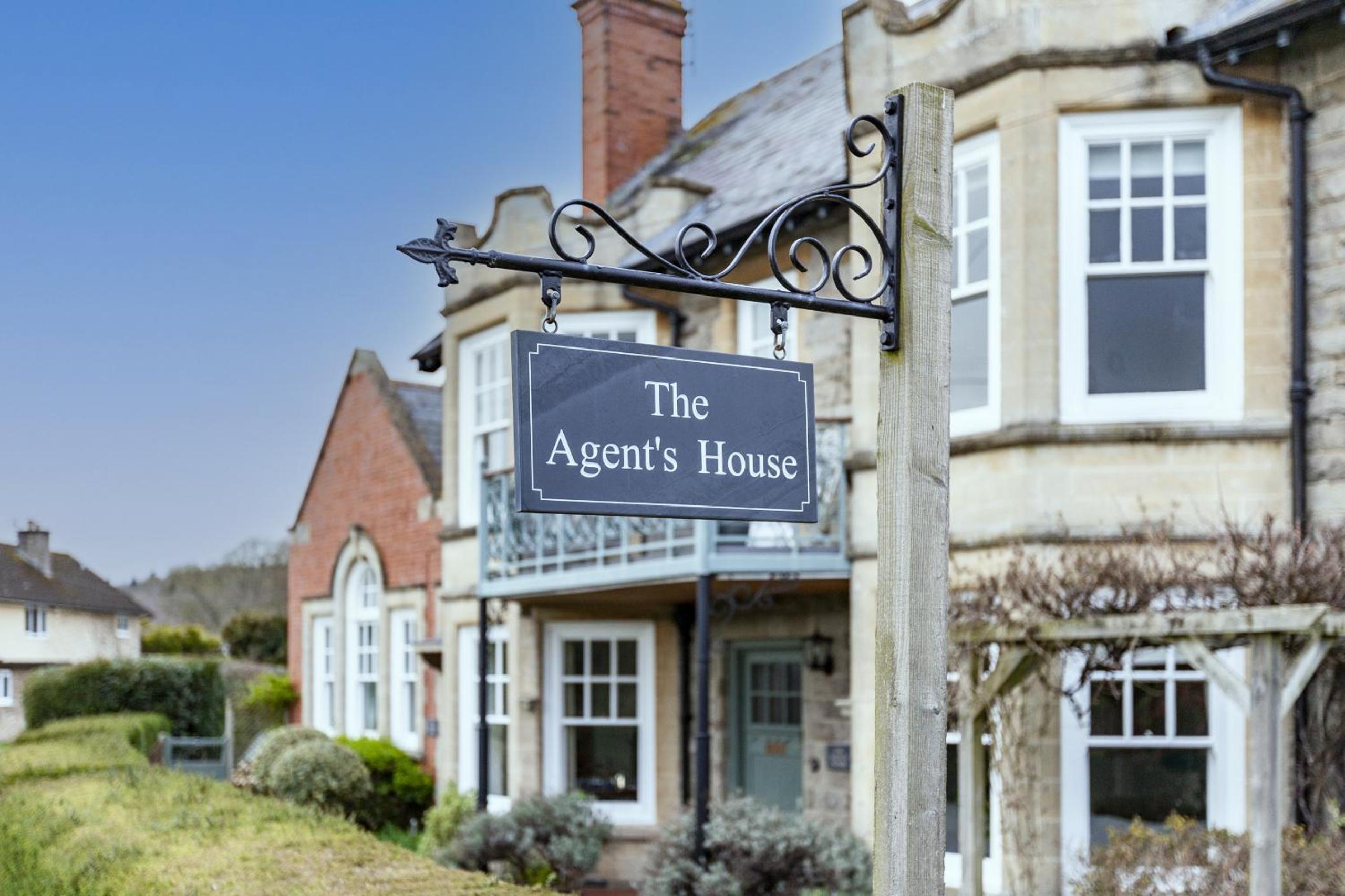 The Agents House, Bed & Breakfast view 2