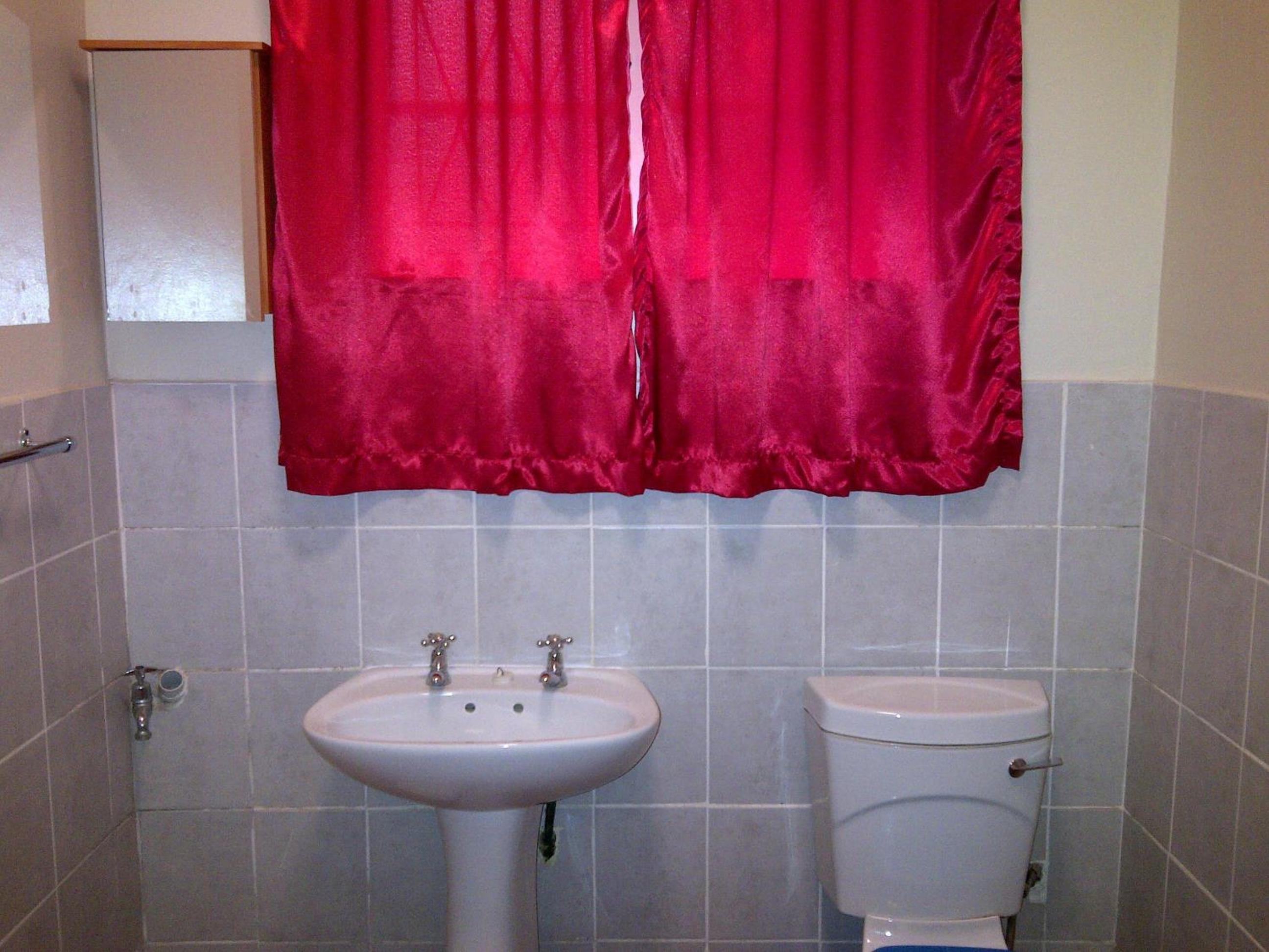 Photo 33