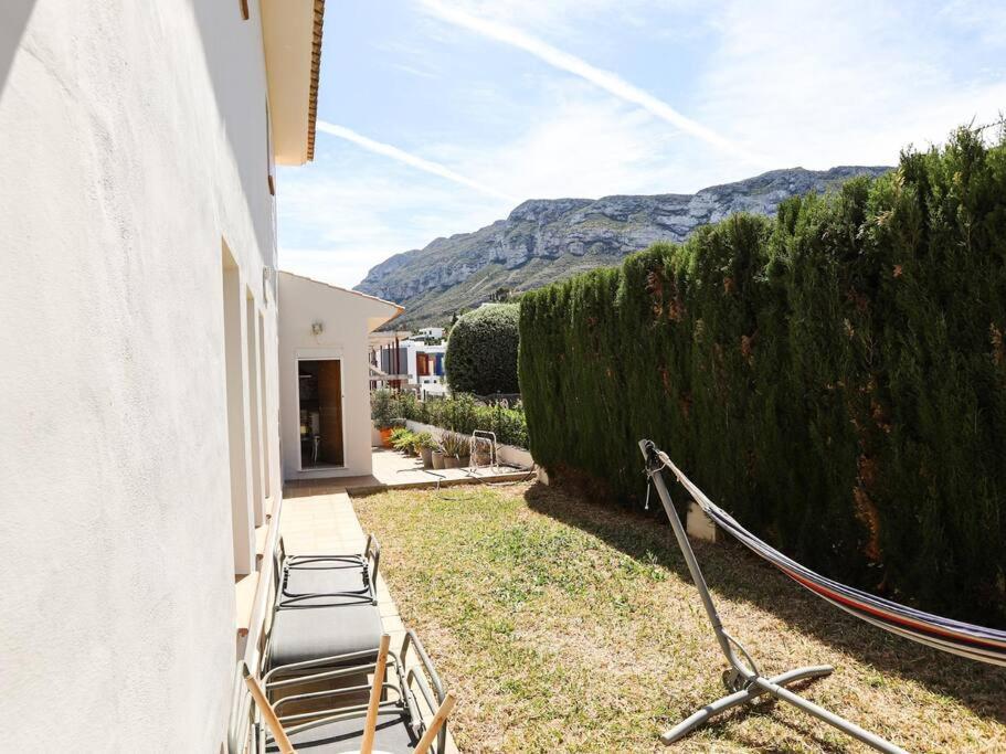 Villa Paquita by Clabao
