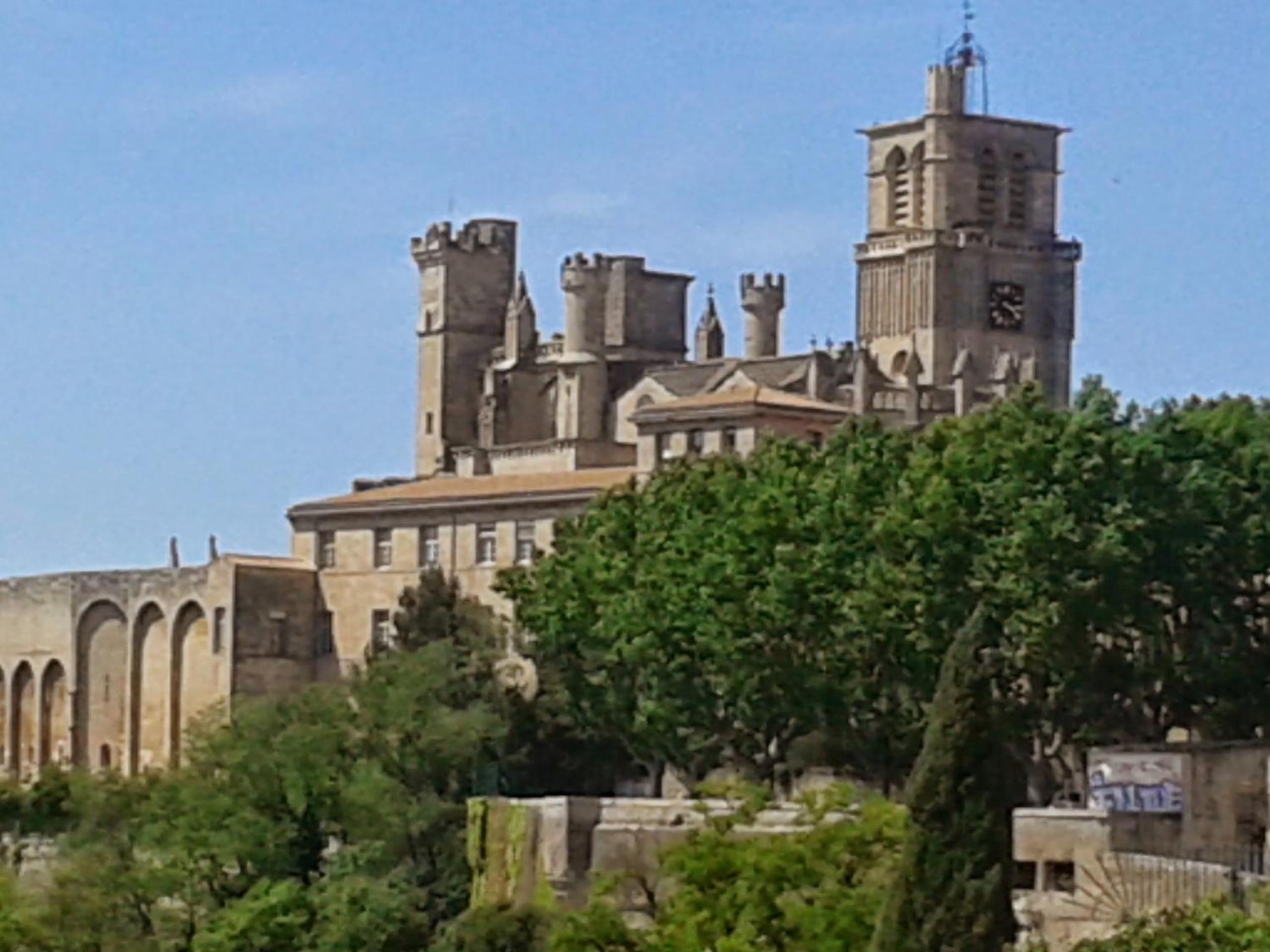 Venez Rêver Béziers CENTRE et GARE il y a plus cher mais c est moins bien, photo 23