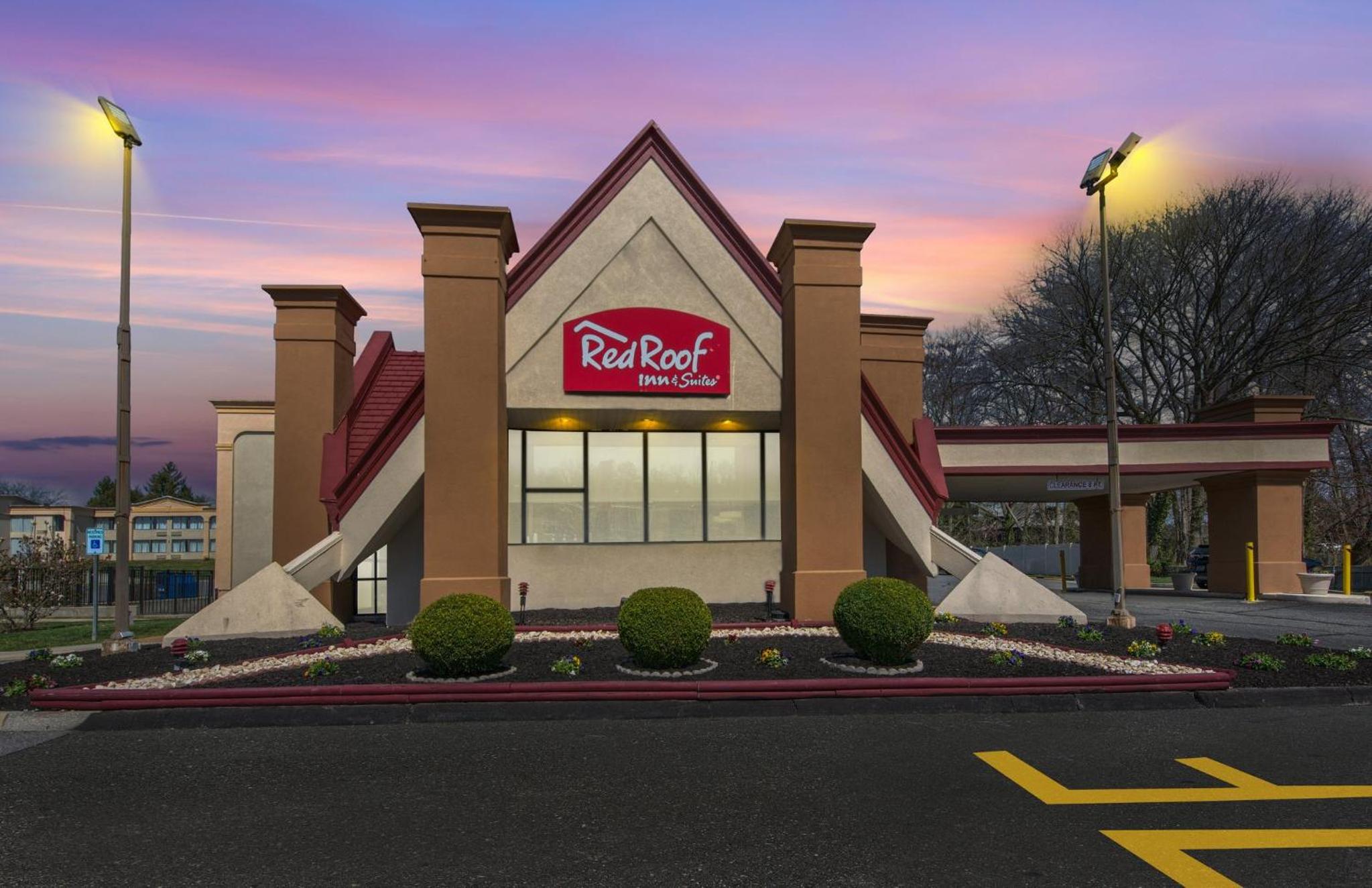 Red Roof Inn and Suites Newark - University