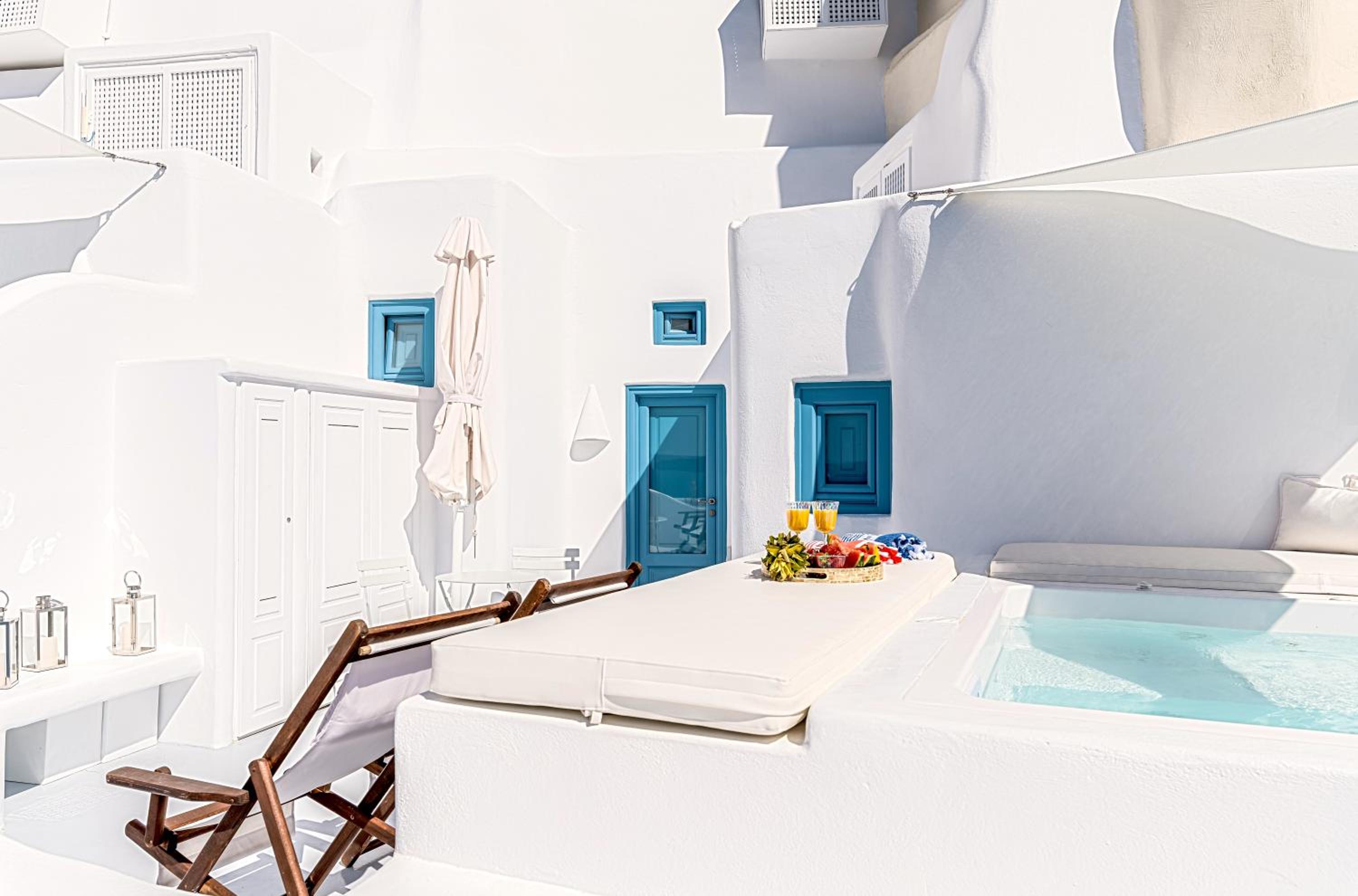 Aristos Life Luxury Cave Villas