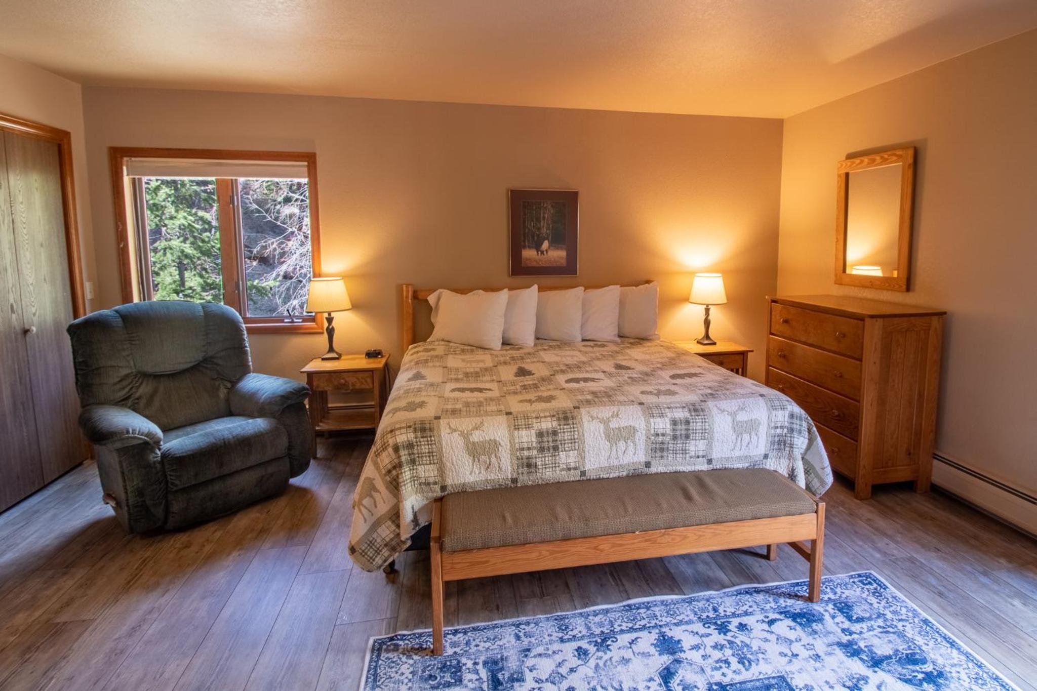 Castle Mountain Lodge