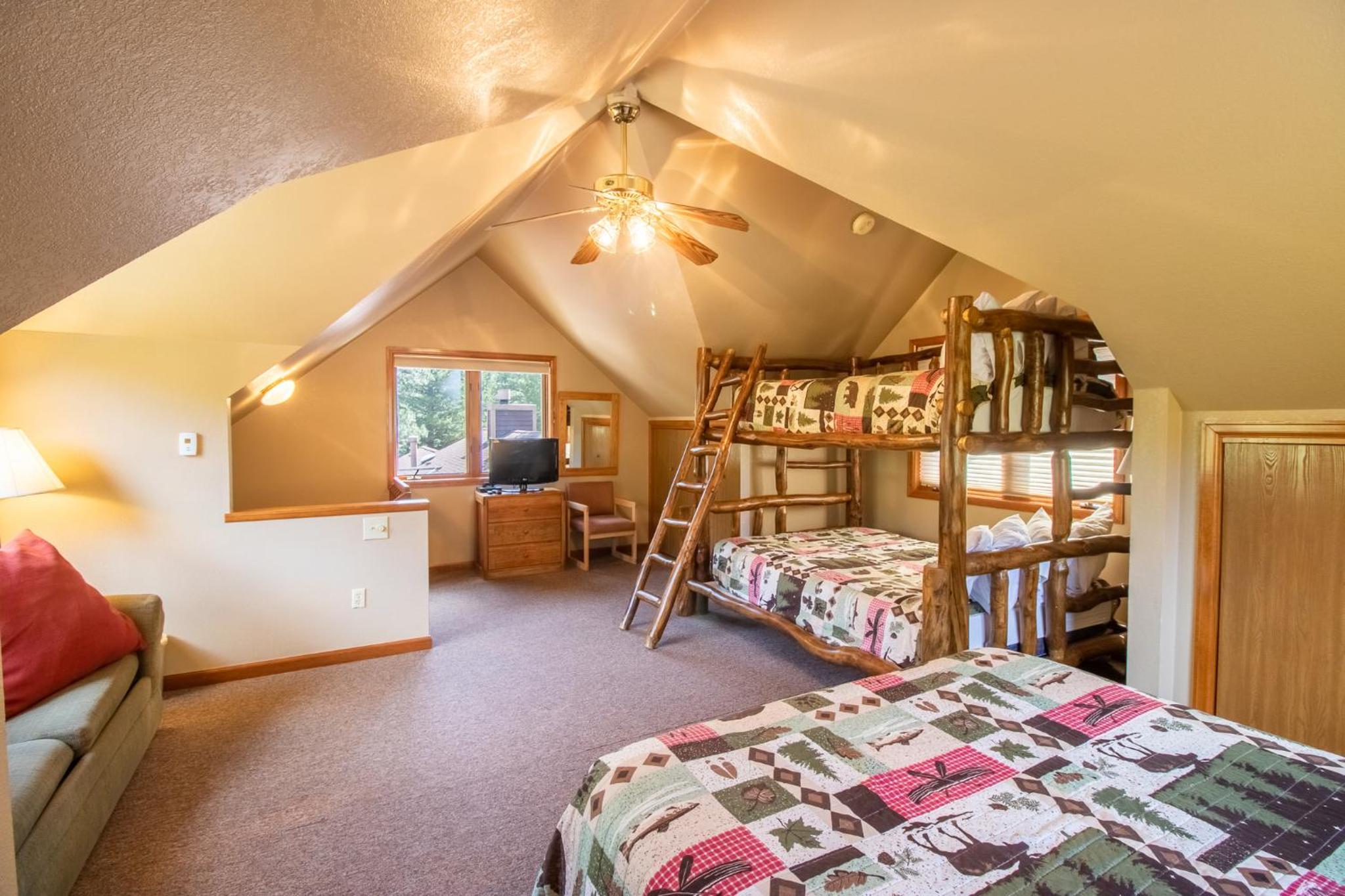 Castle Mountain Lodge