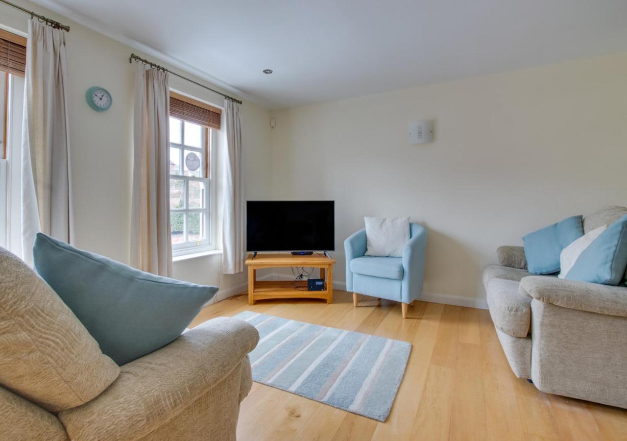 9 Reade Court view 3