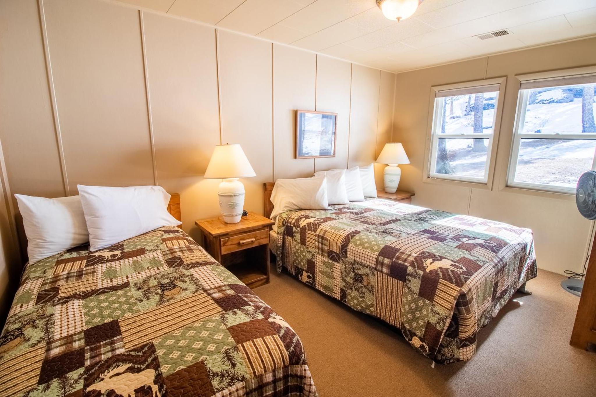 Castle Mountain Lodge