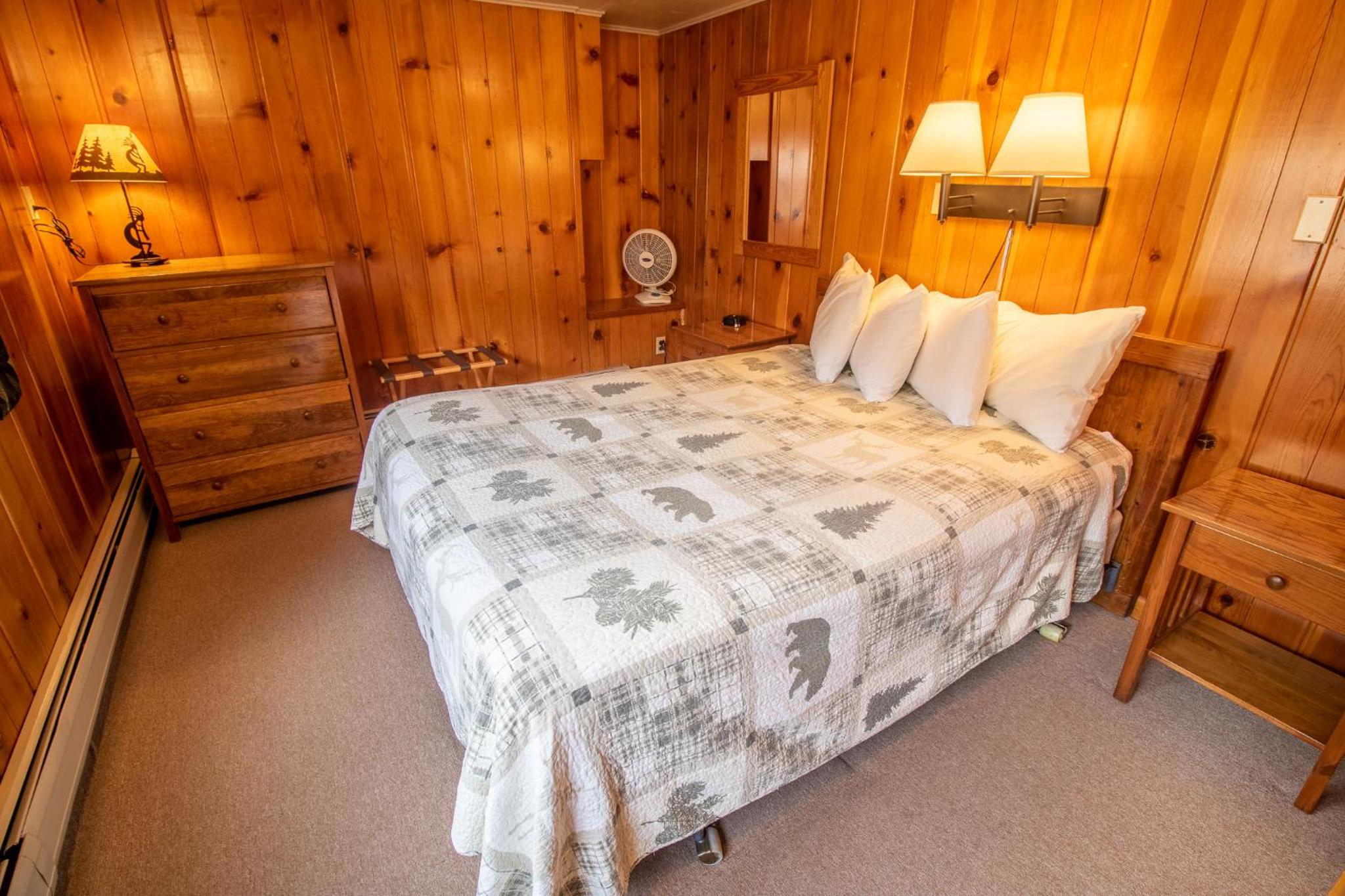 Castle Mountain Lodge