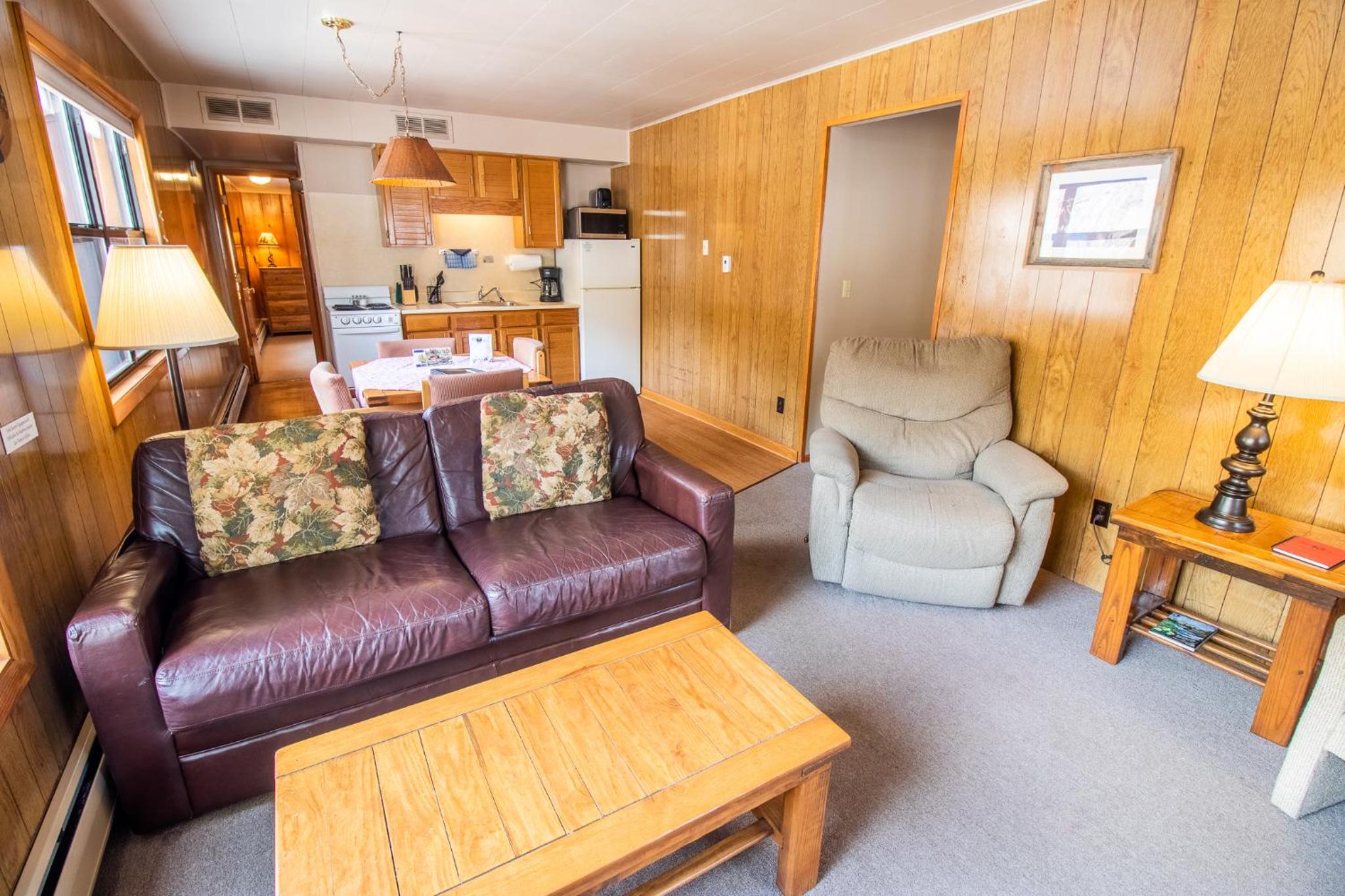 Castle Mountain Lodge