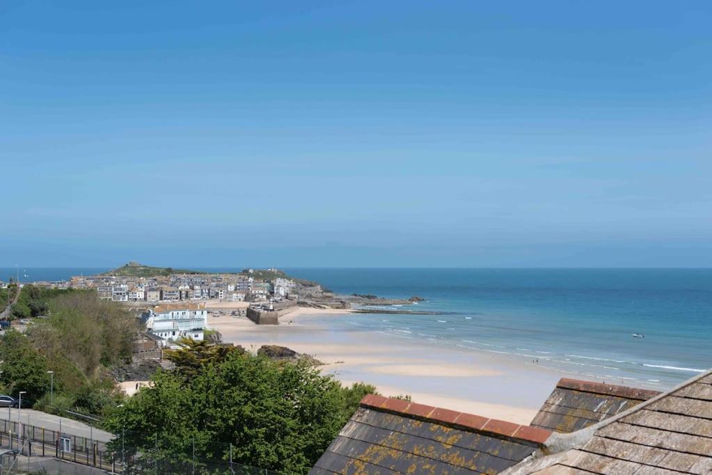 Little Haven St Ives - with parking and sea views view 4