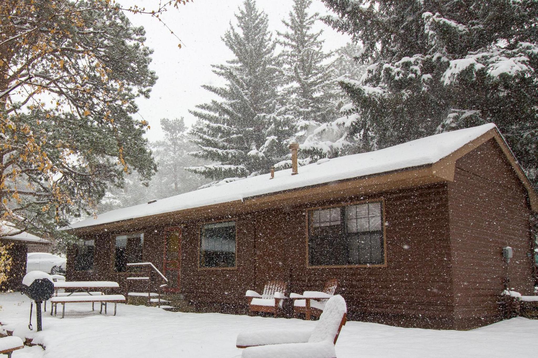 Castle Mountain Lodge