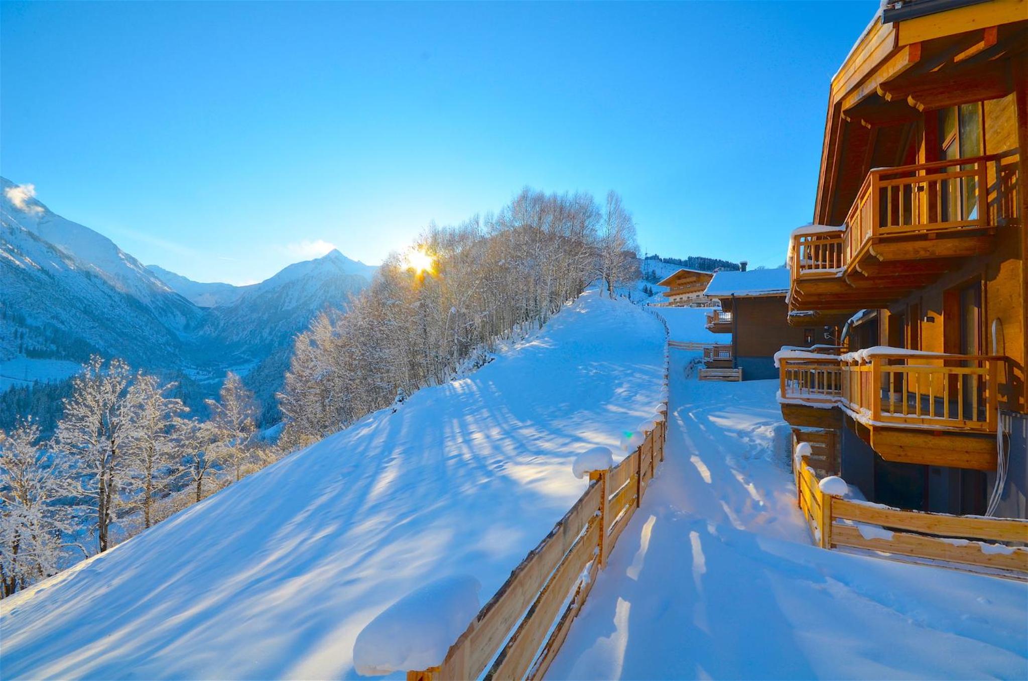 Ski-in Ski-out Chalet Maiskogel