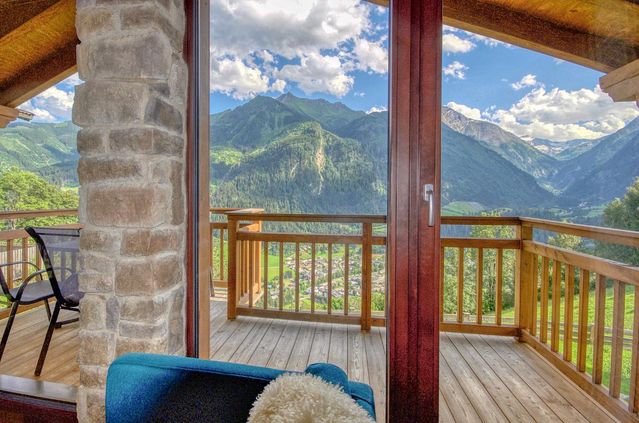 Ski-in Ski-out Chalet Maiskogel 13A - by Alpen Apartments view 2