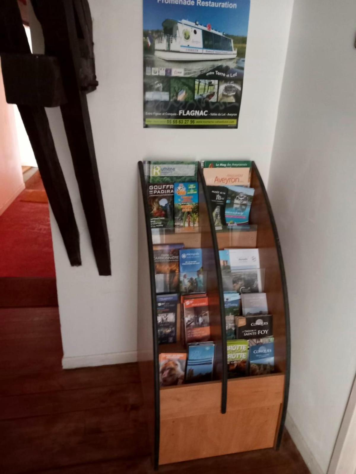Photo 44