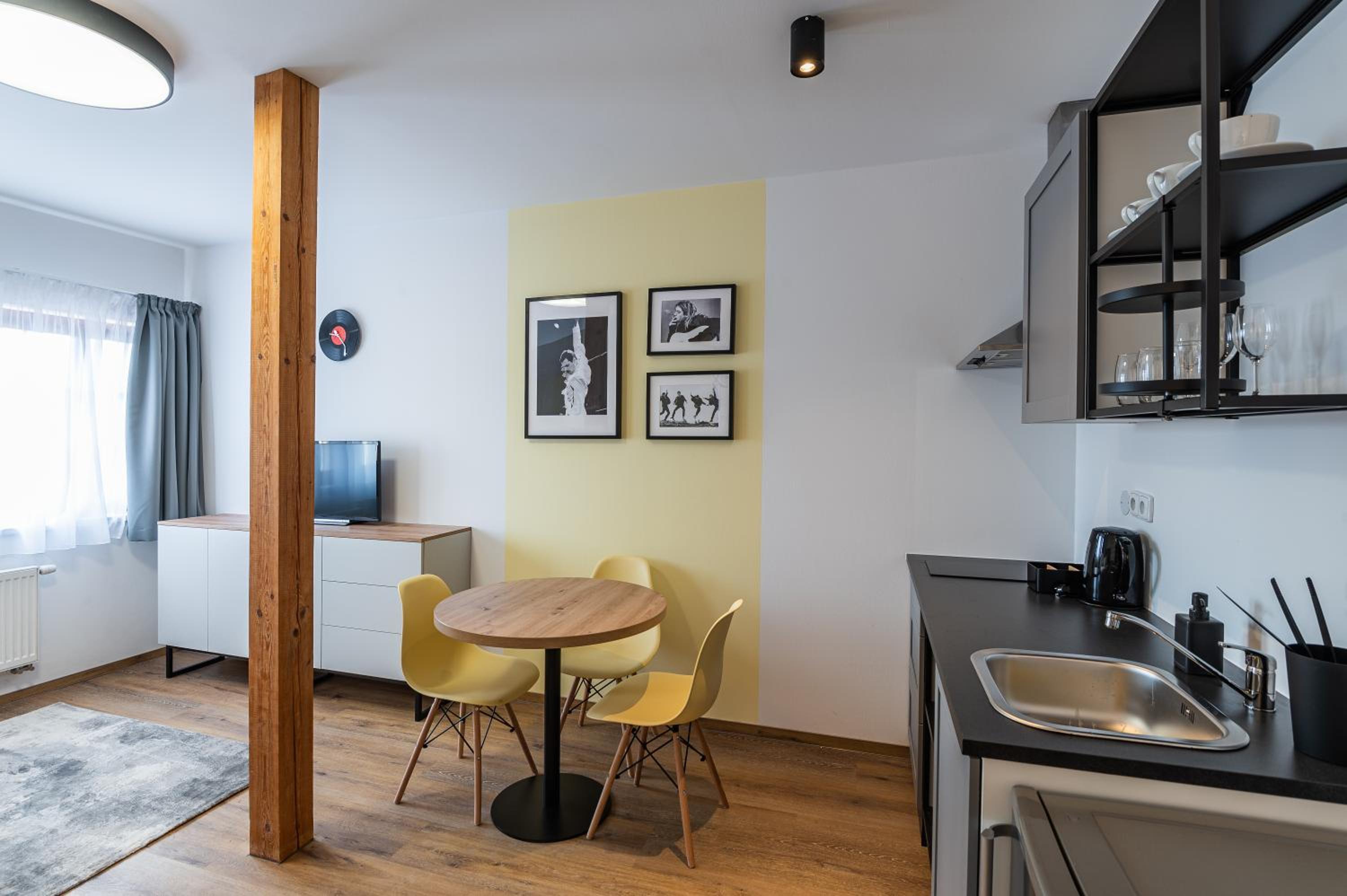 Hotel Restovna