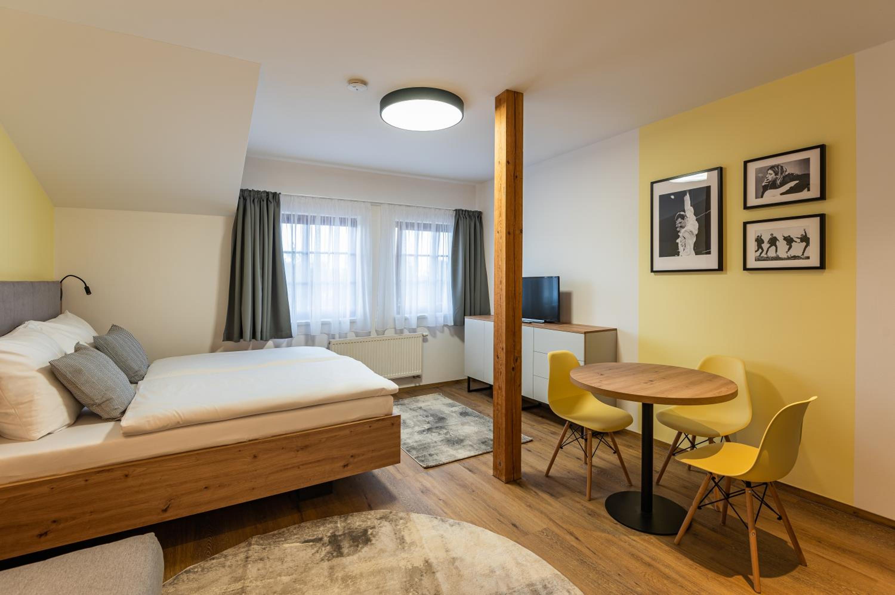Hotel Restovna