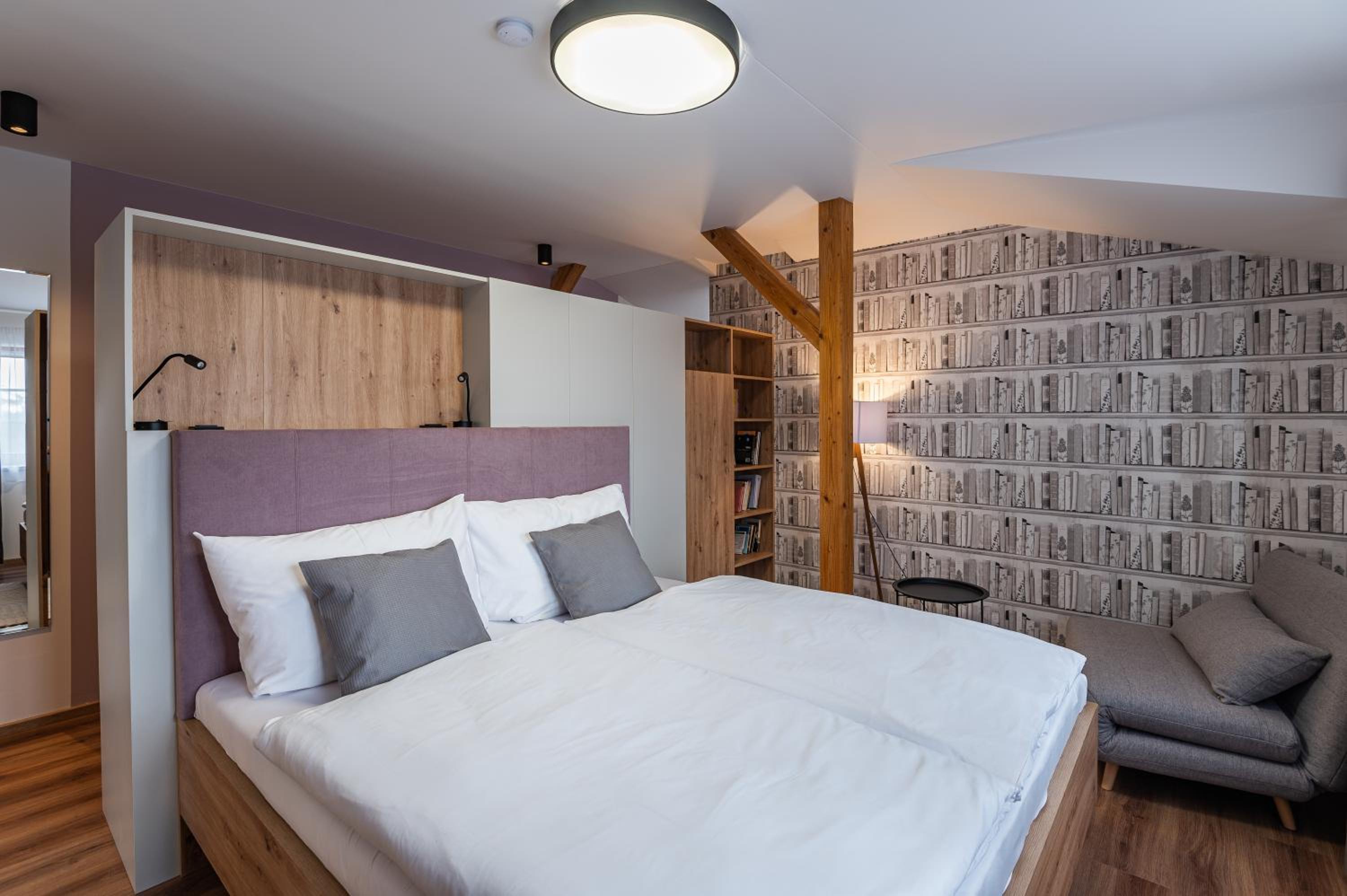 Hotel Restovna