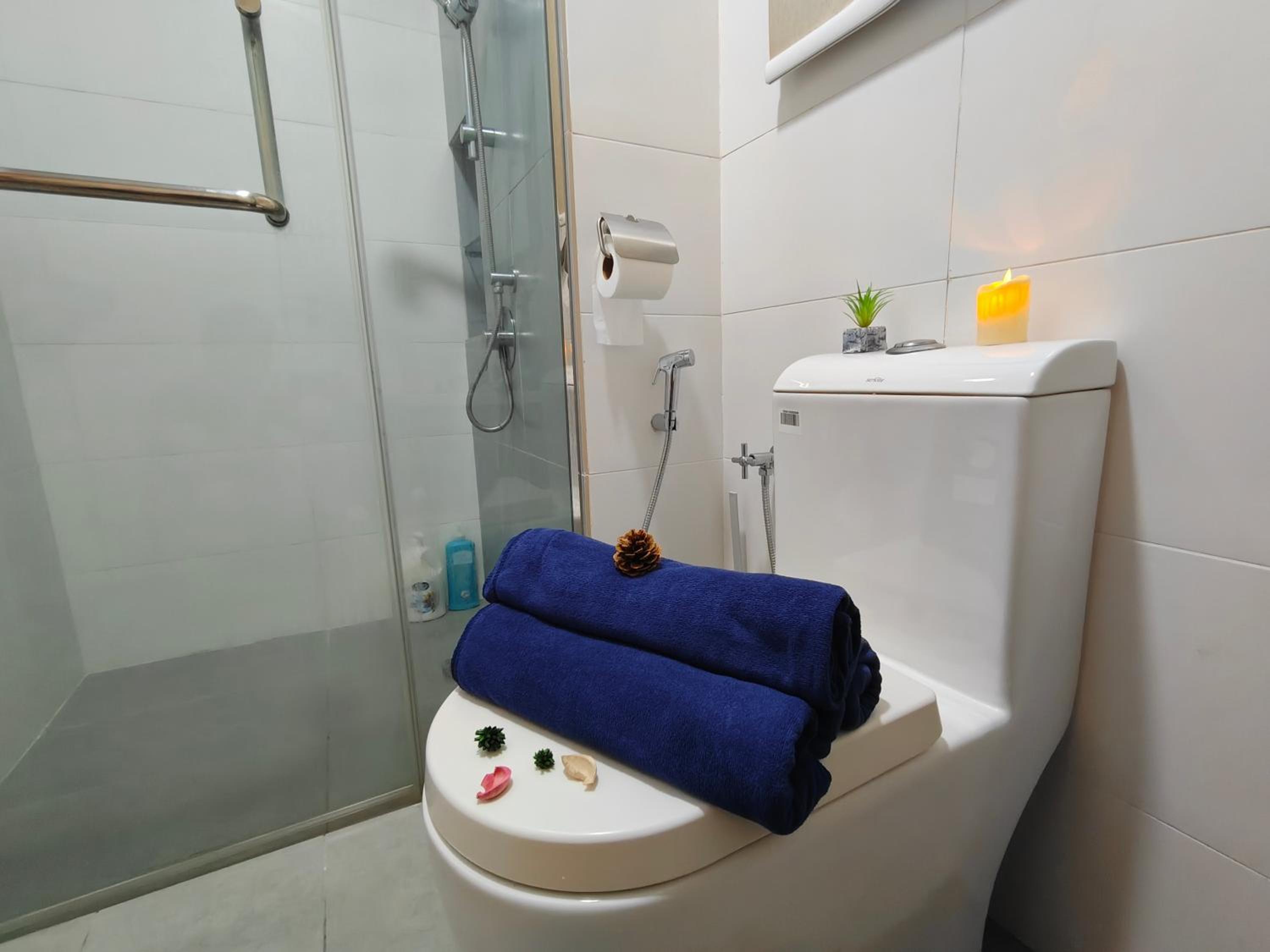 Midvalley Luxury Maxine Suite