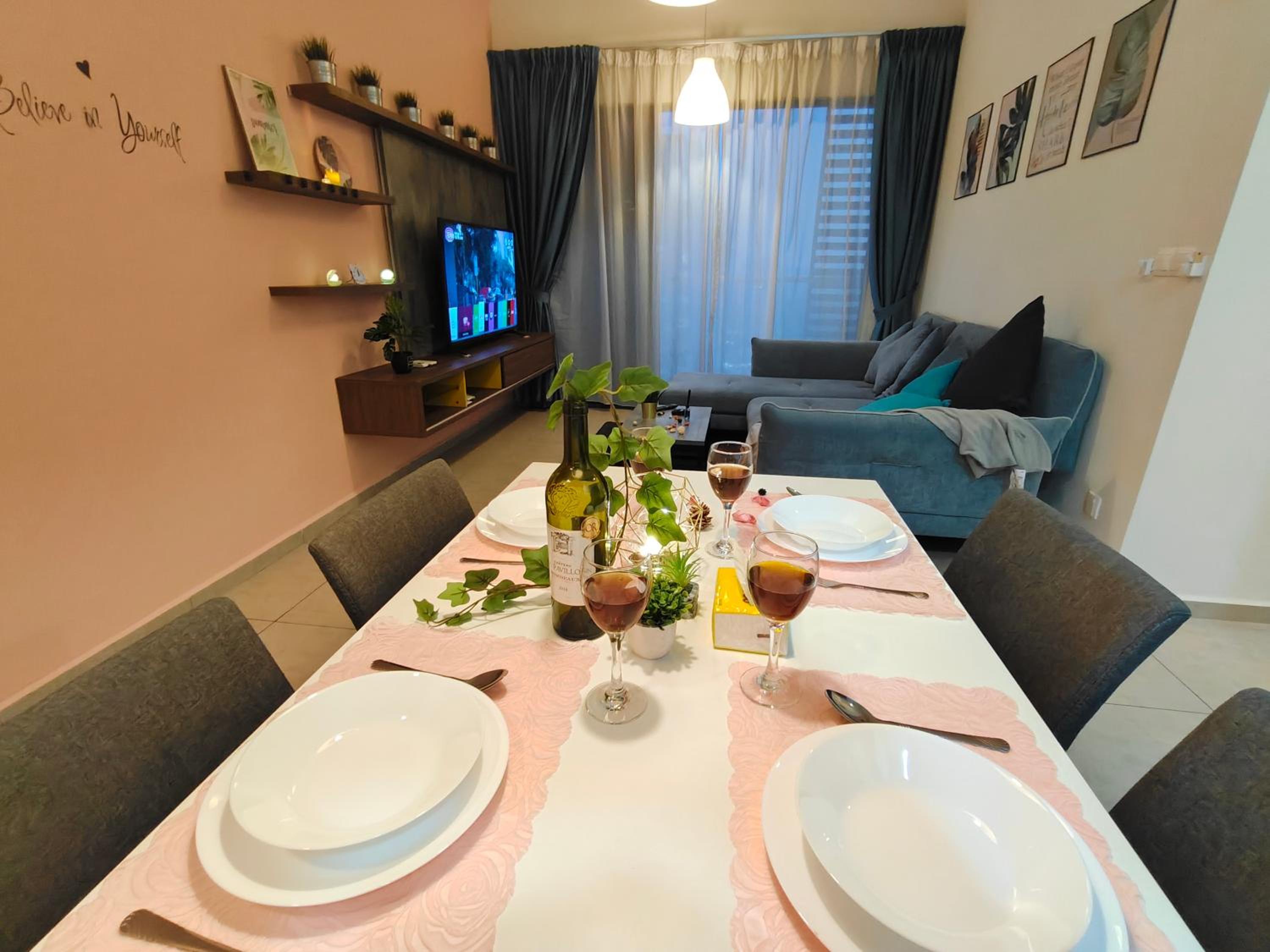 Midvalley Luxury Maxine Suite