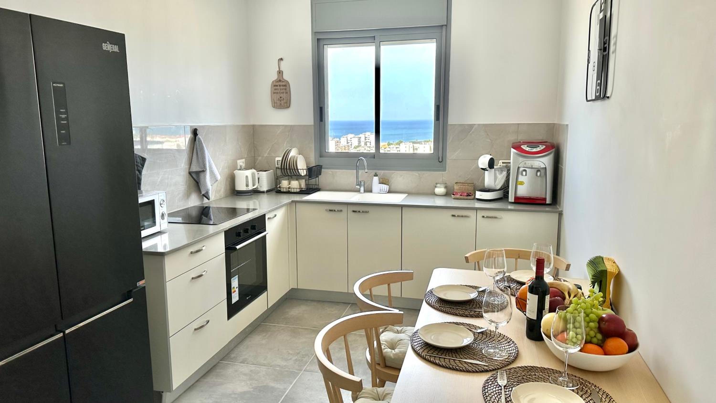 Two bedroom Limeapartment with balcony and sea view view 2