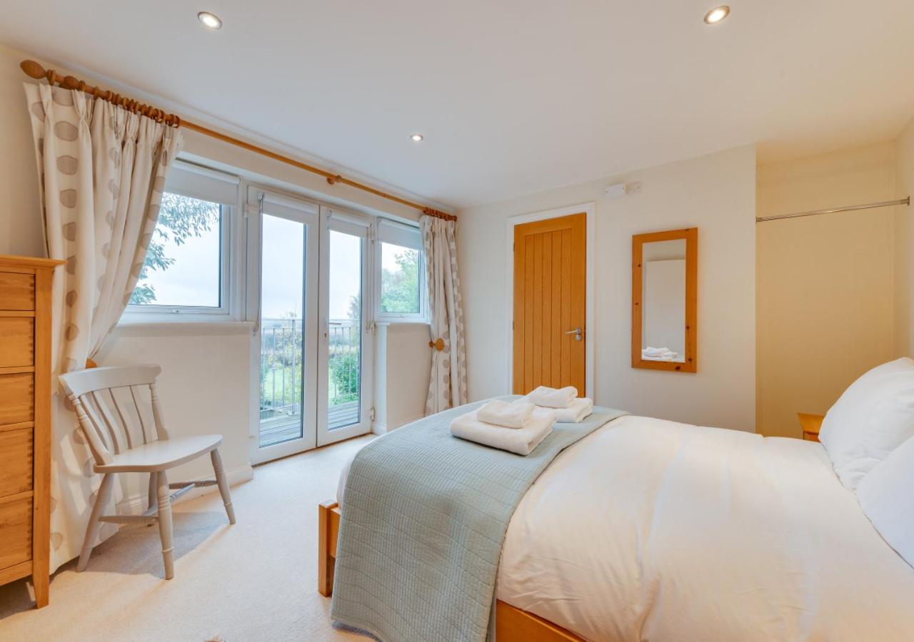 3 Bed in Aldeburgh oc-nig