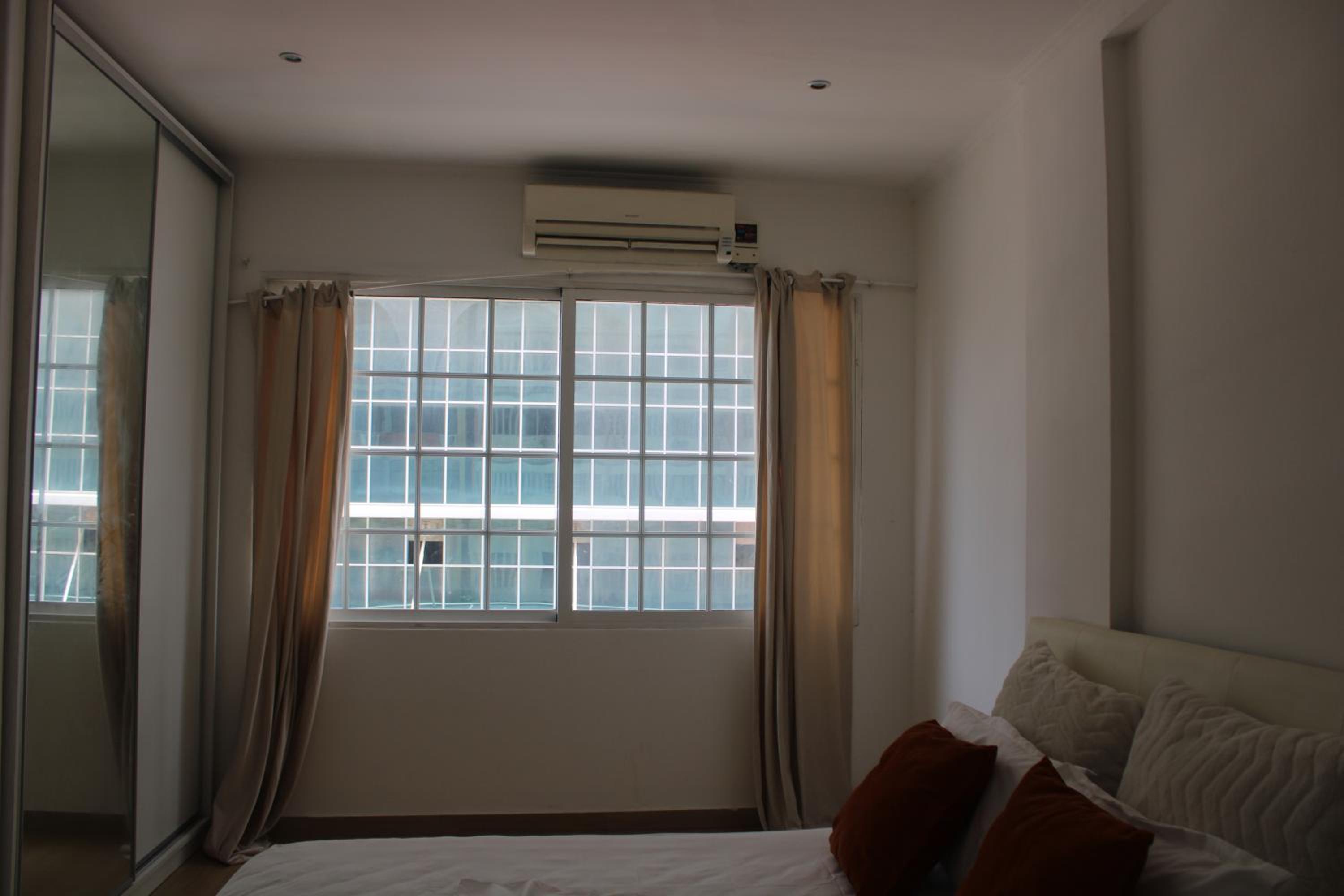 Nzinga House Stay