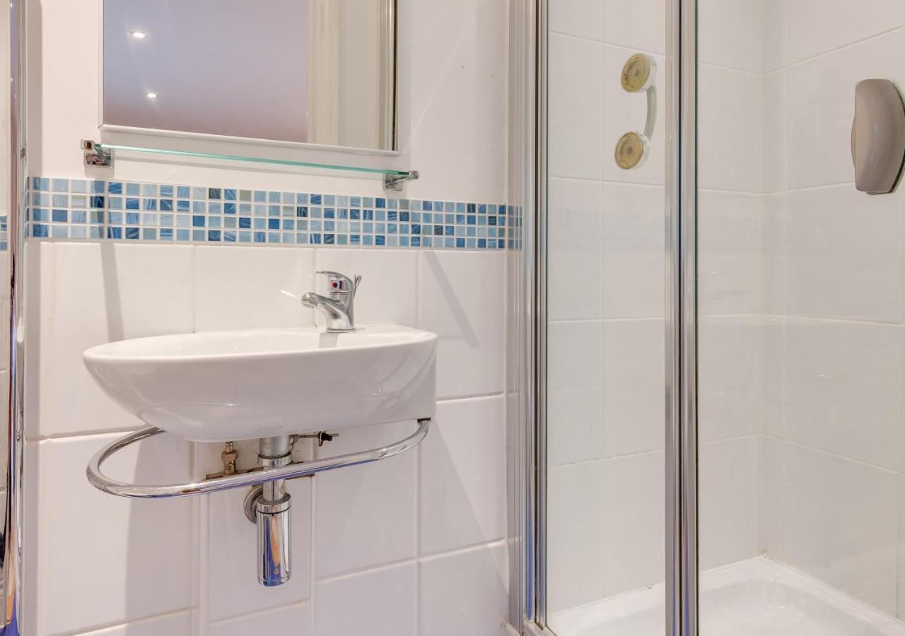 3 Bed in Aldeburgh oc-nig