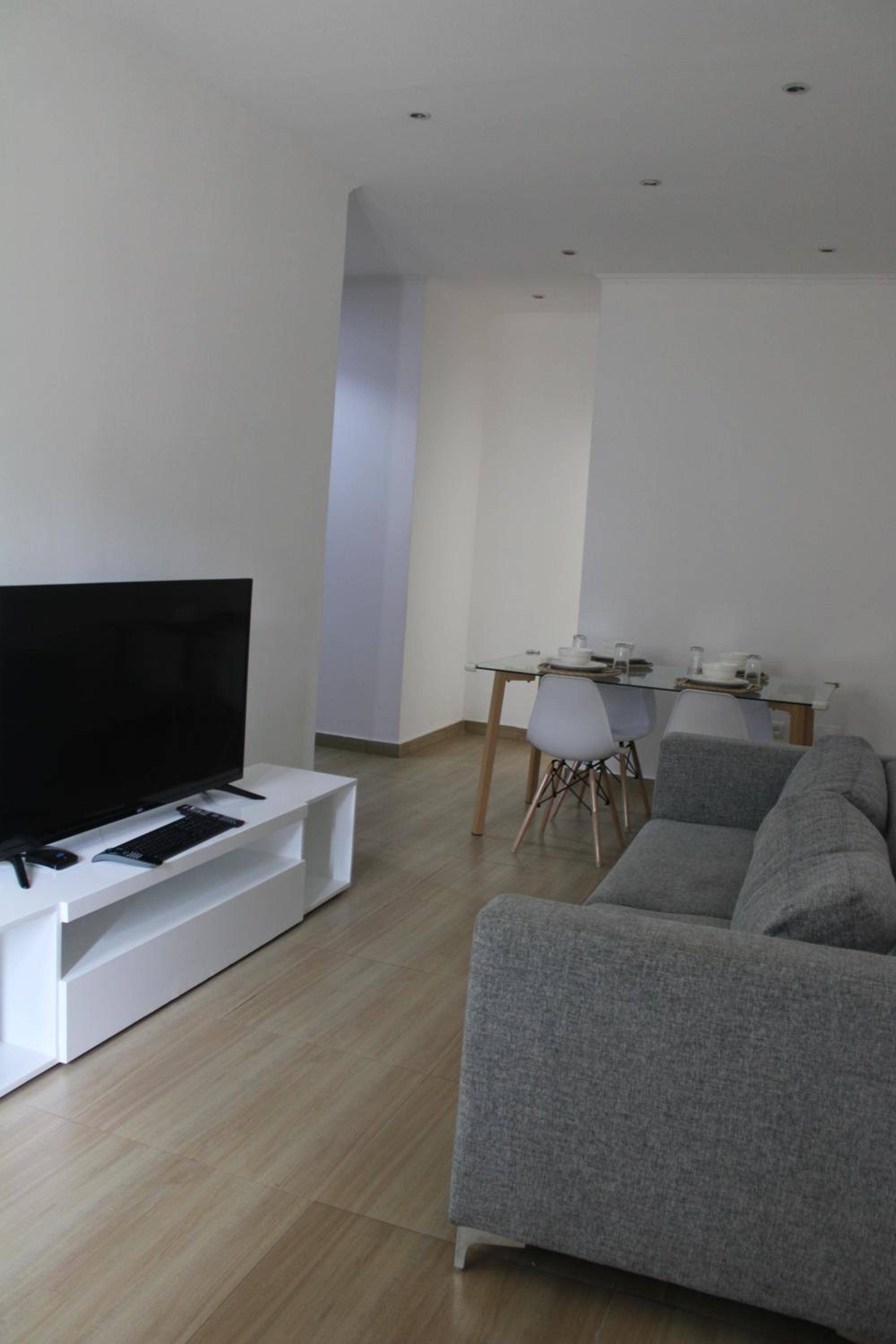Nzinga House Stay