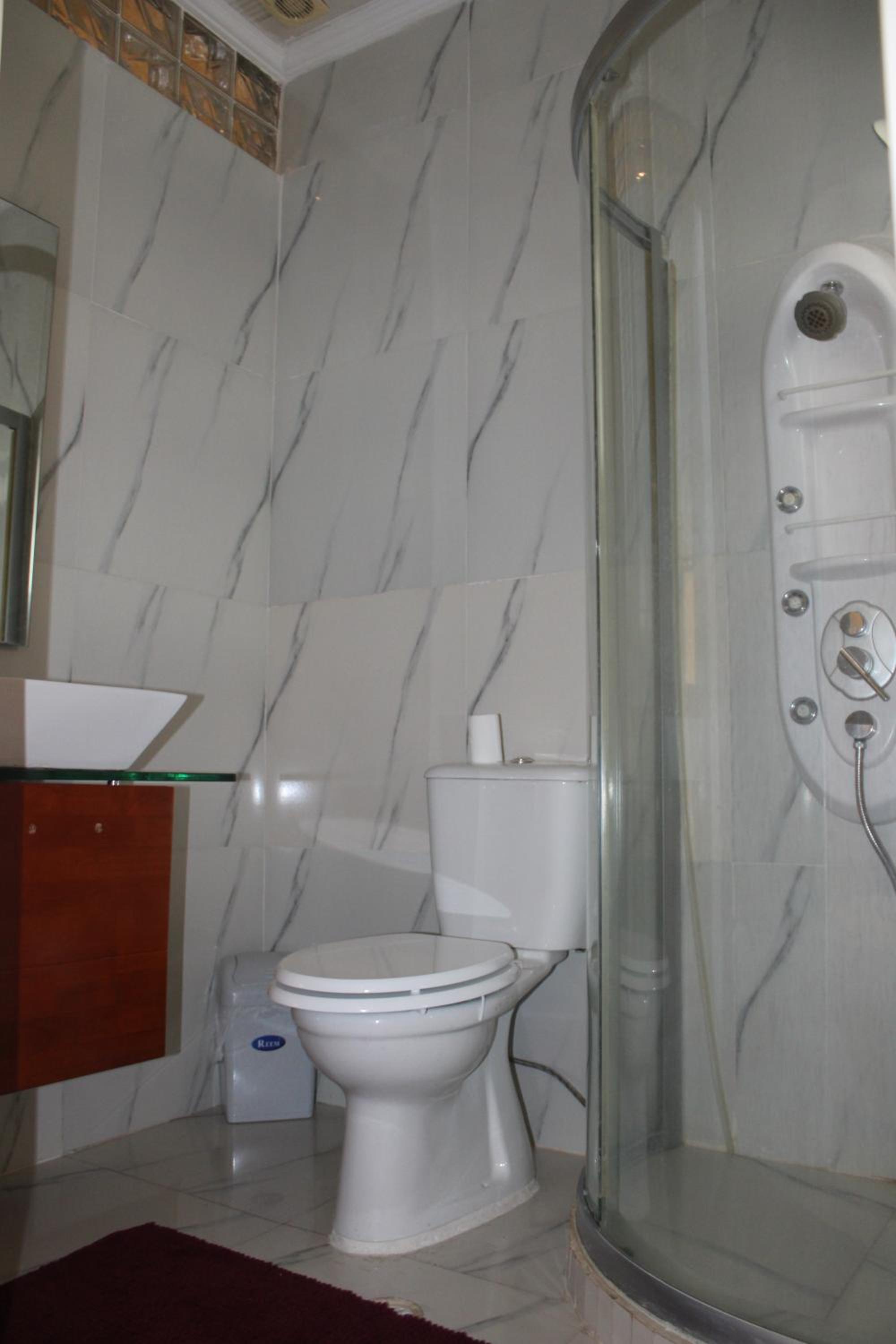 Nzinga House Stay